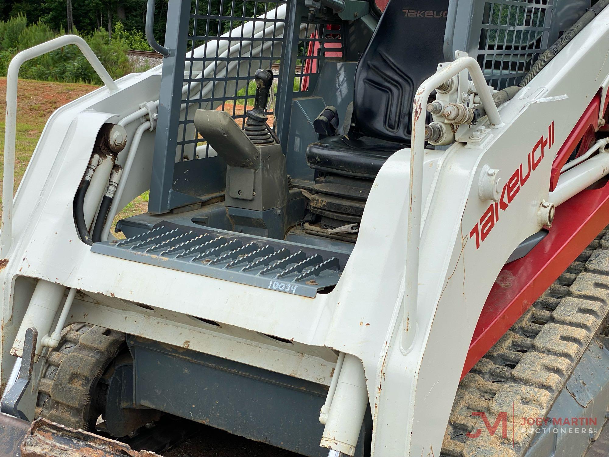 2011 TAKEUCHI...TL 230 MULTI TERRAIN LOADER