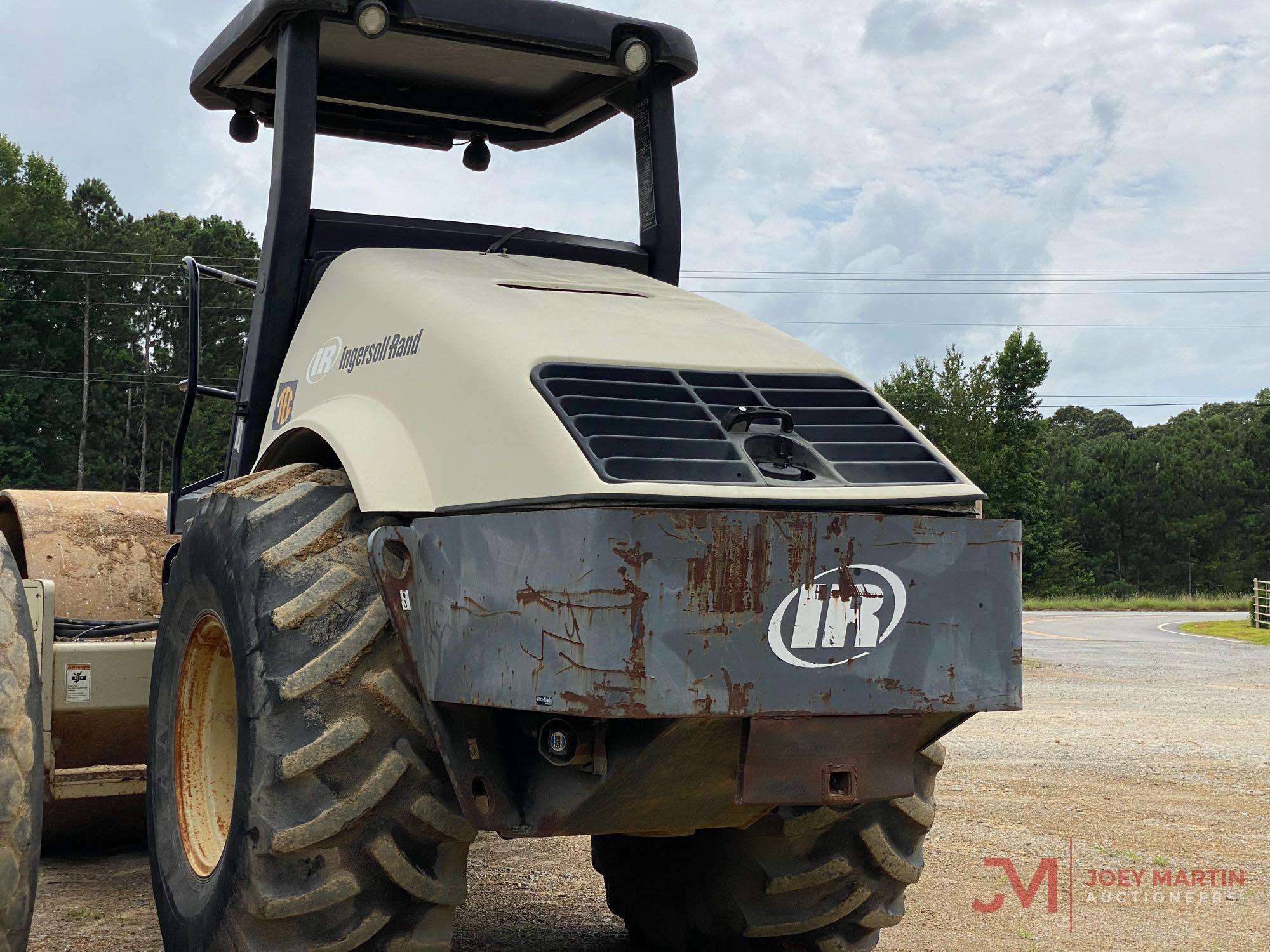 2003 INGERSOLL RAND SD105F TF SERIES 84" VIBRATORY SMOOTH ROLLER