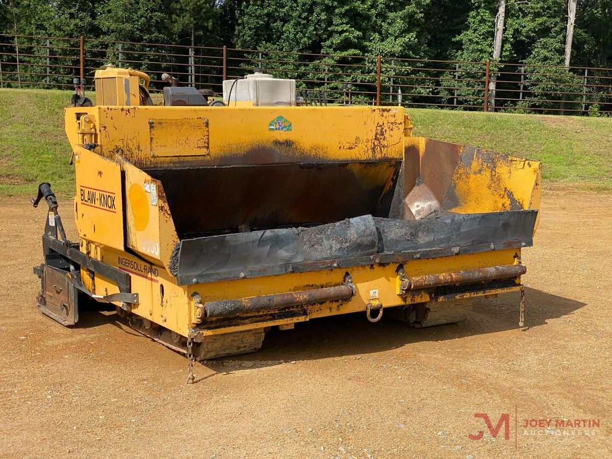 2001 BLAW KNOX DM3000 PAVER