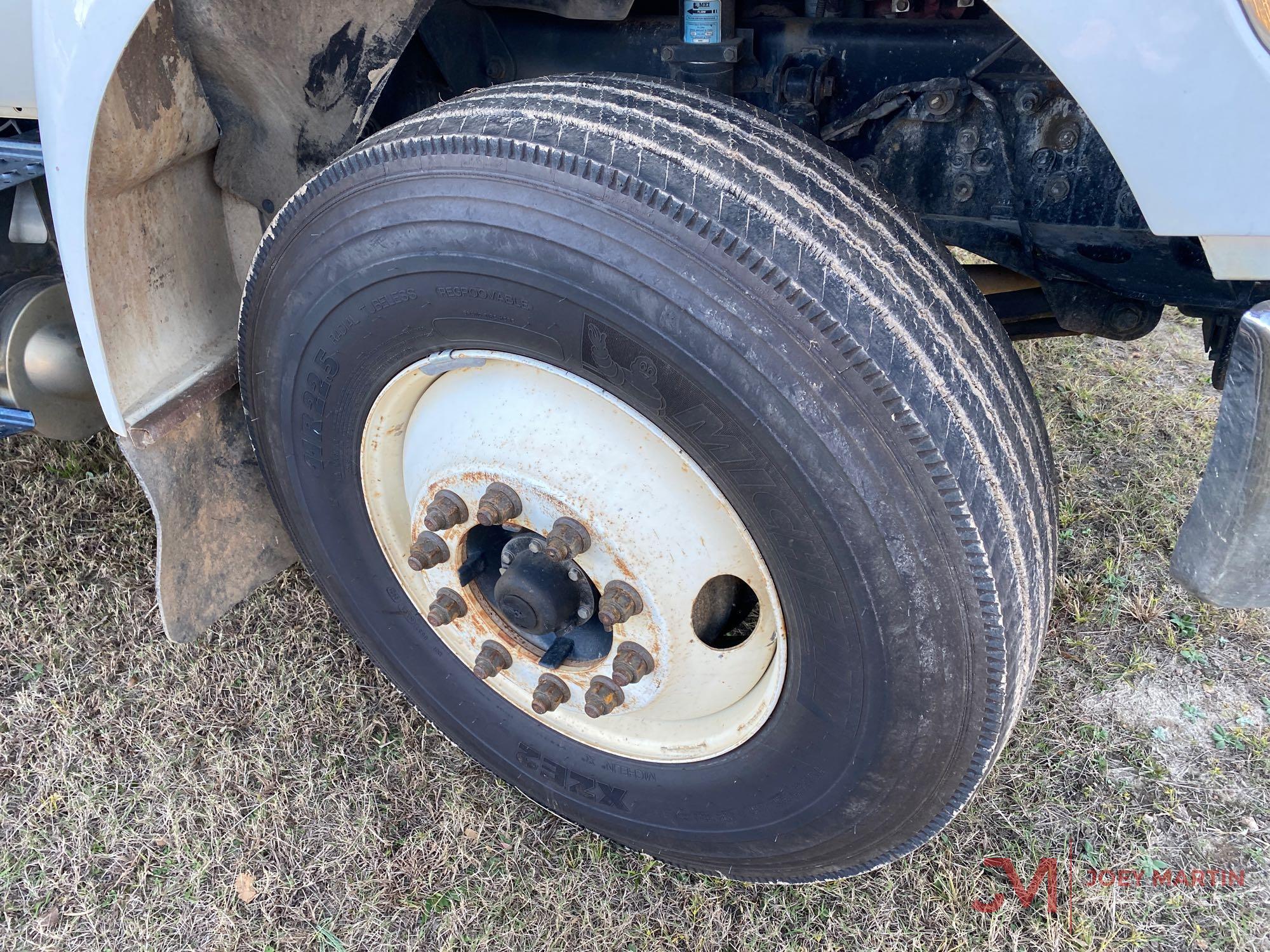 2011 FORD F750 XLT SUPER DUTY SERVICE TRUCK