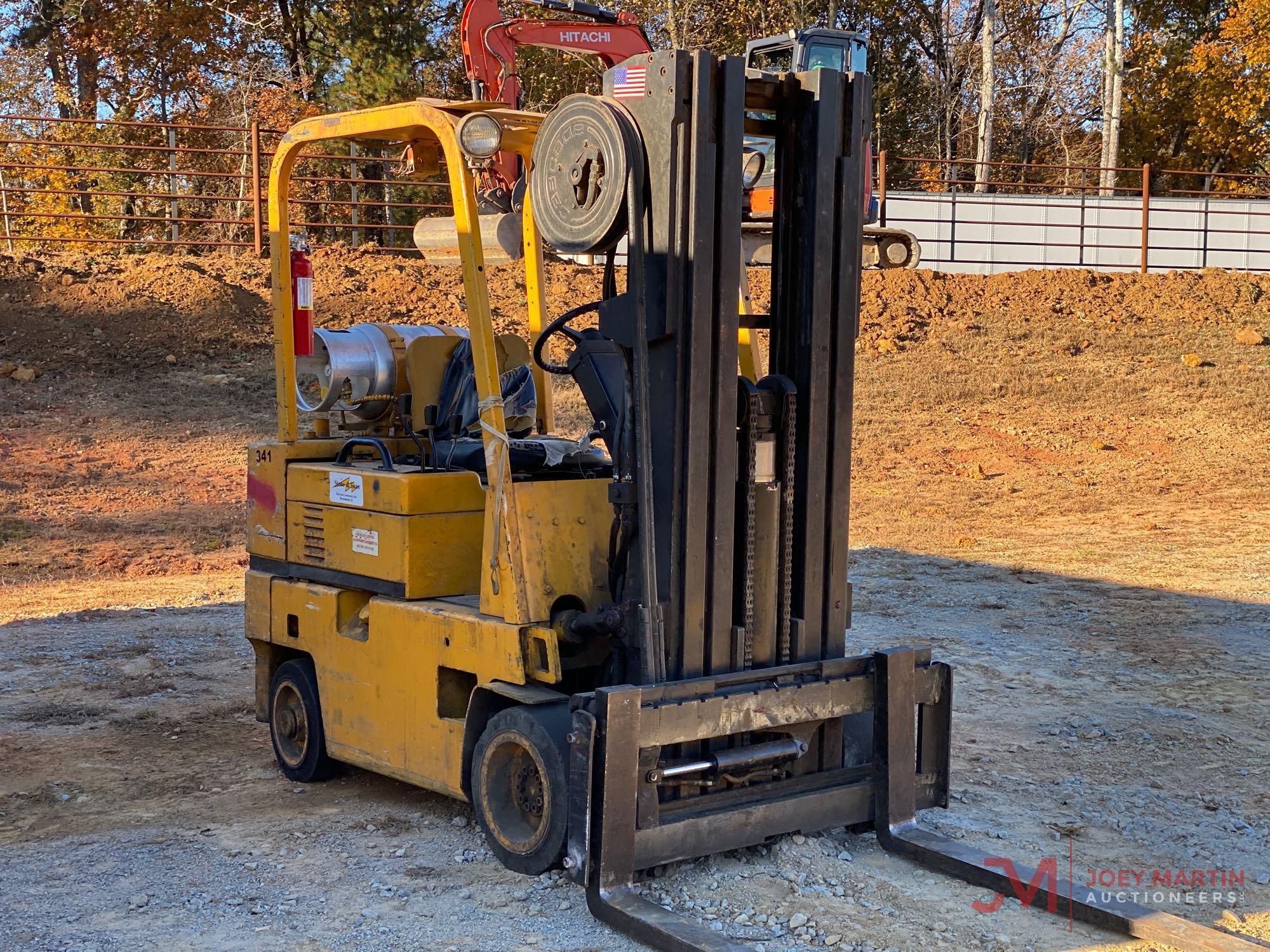 CAT T50D STRAIGHT MAST FORKLIFT