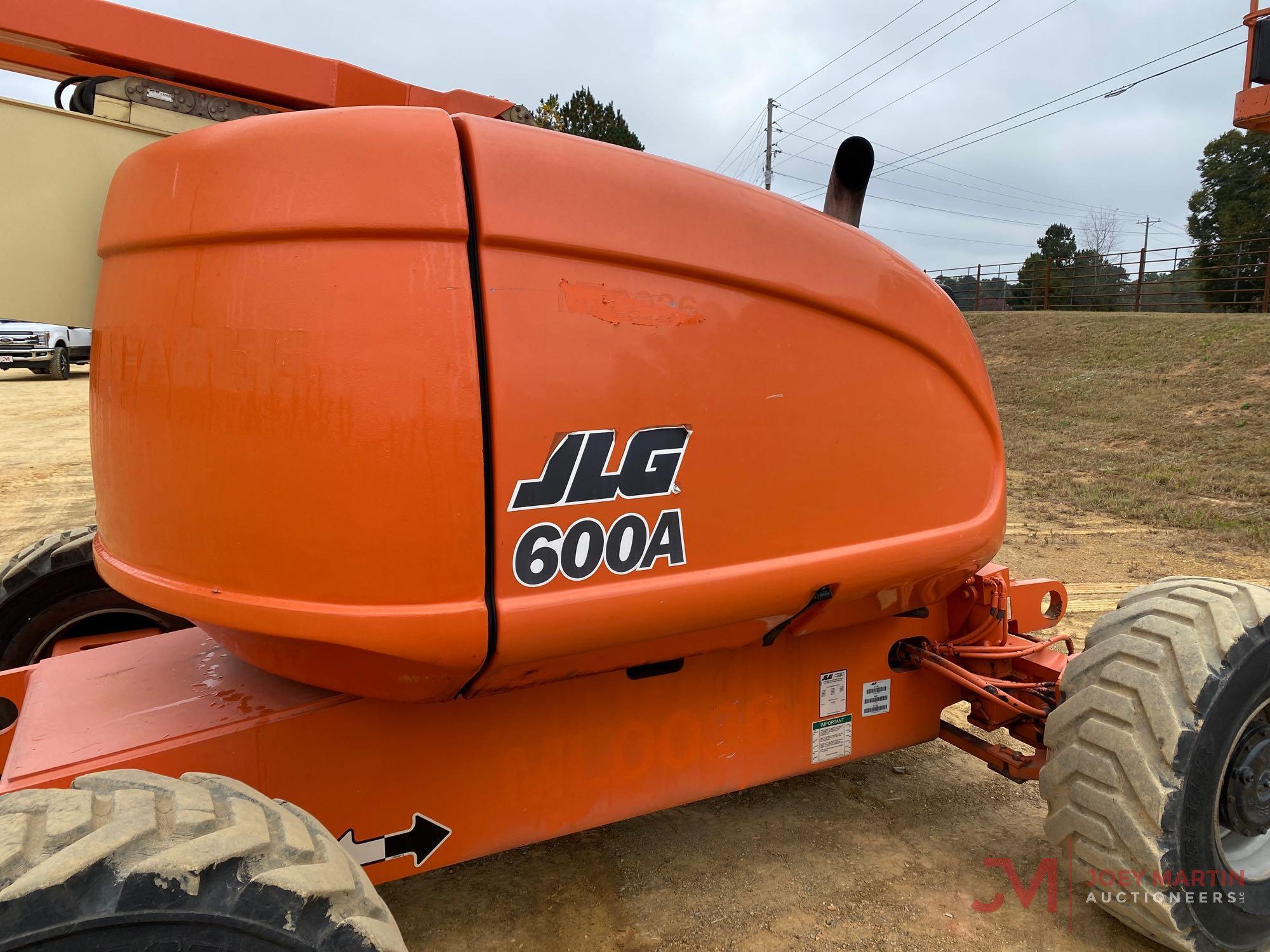 2003 JLG 600A BOOM LIFT