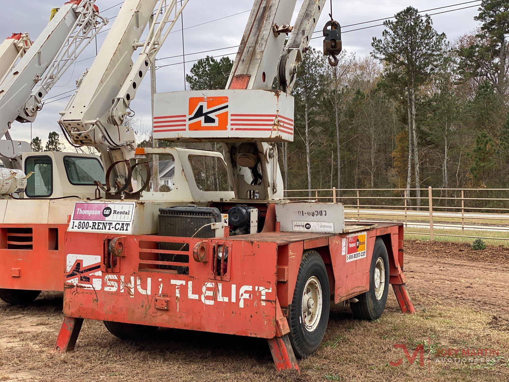 2000 SHUTTLE LIFT 3340 9 TON CARRY DECK CRANE