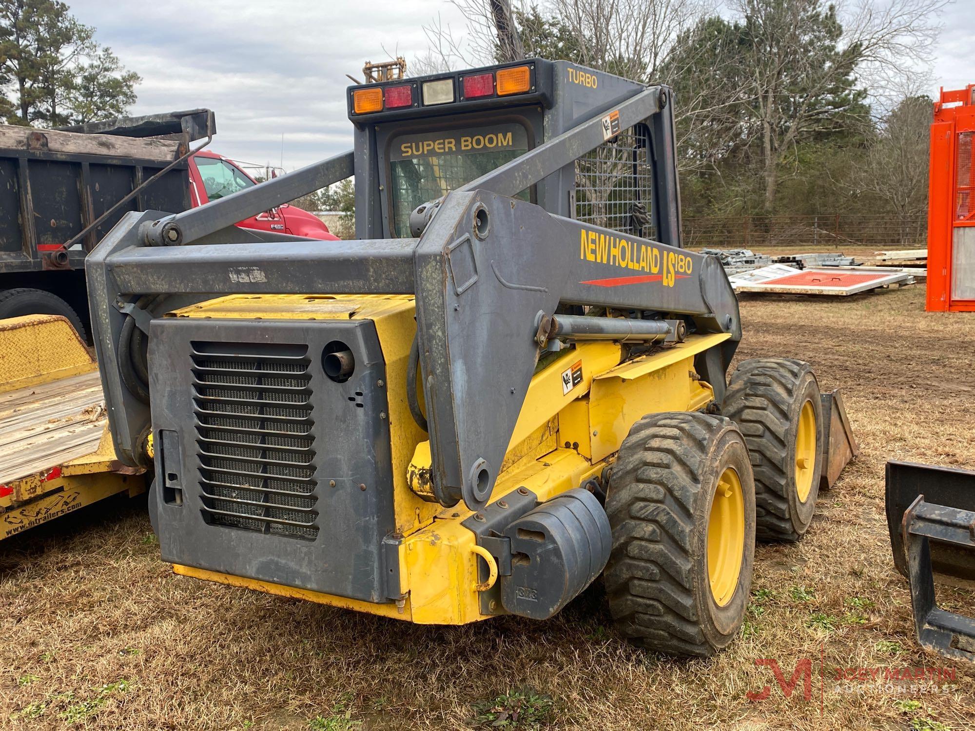 2001 NEW HOLLAND LS180 SKID STEER