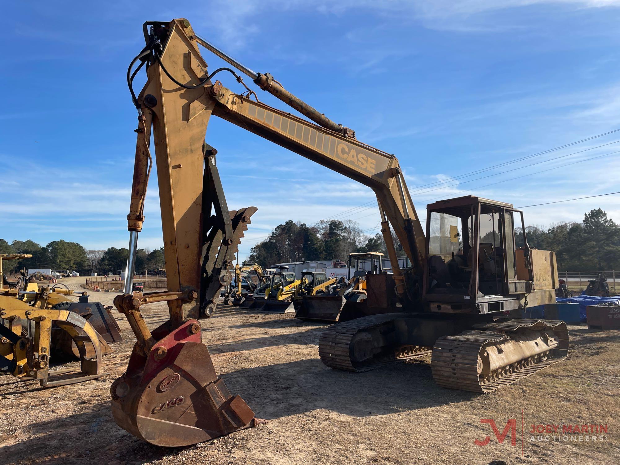 CASE 1088LT LONG TRACK HYDRAULIC EXCAVATOR