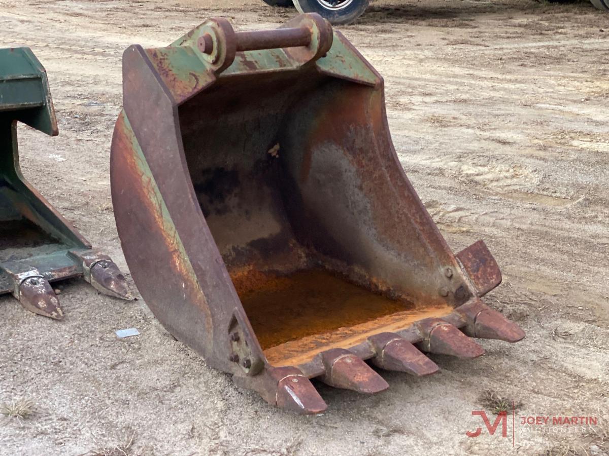 34" EXCAVATOR BUCKET