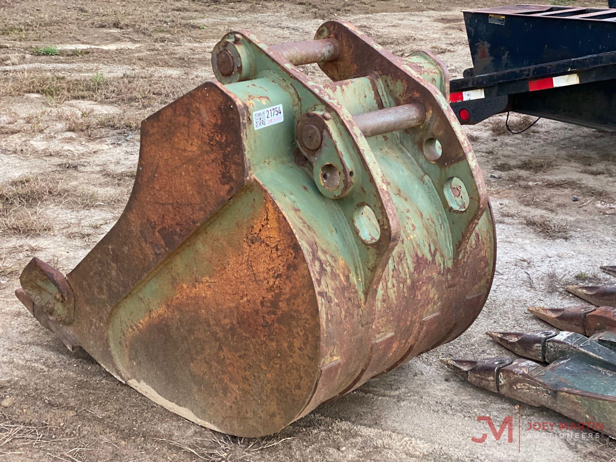 34" EXCAVATOR BUCKET