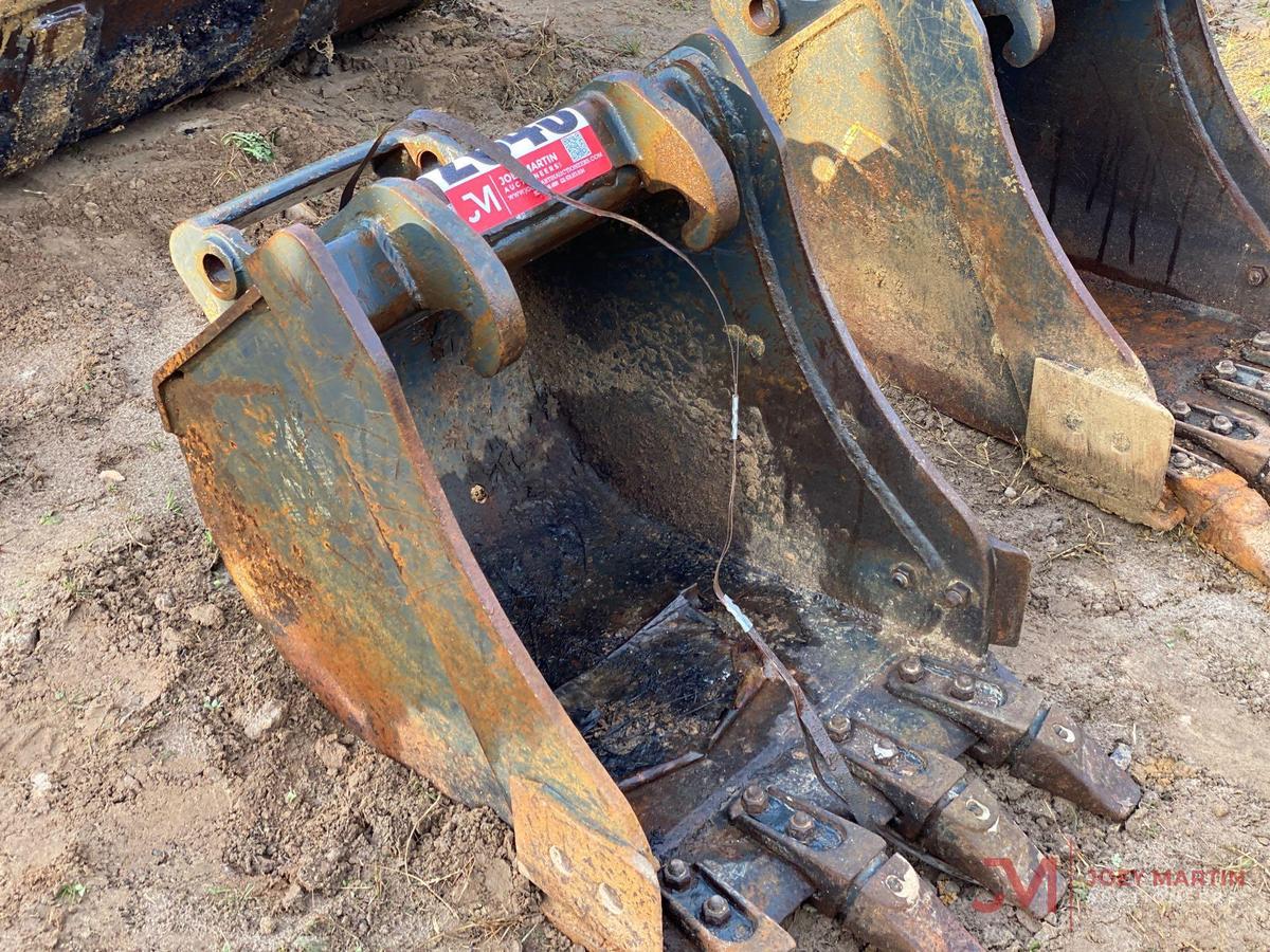 BOBCAT 18" BUCKET