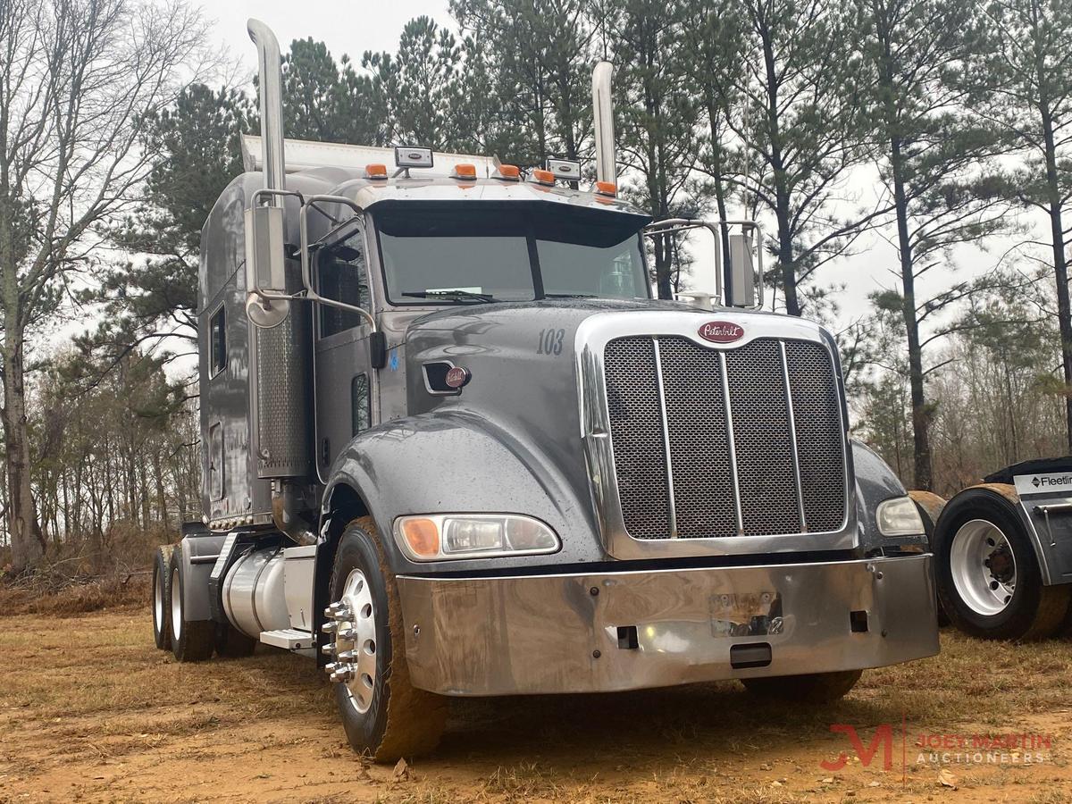 2007 PETERBILT 386 SLEEPER TRUCK