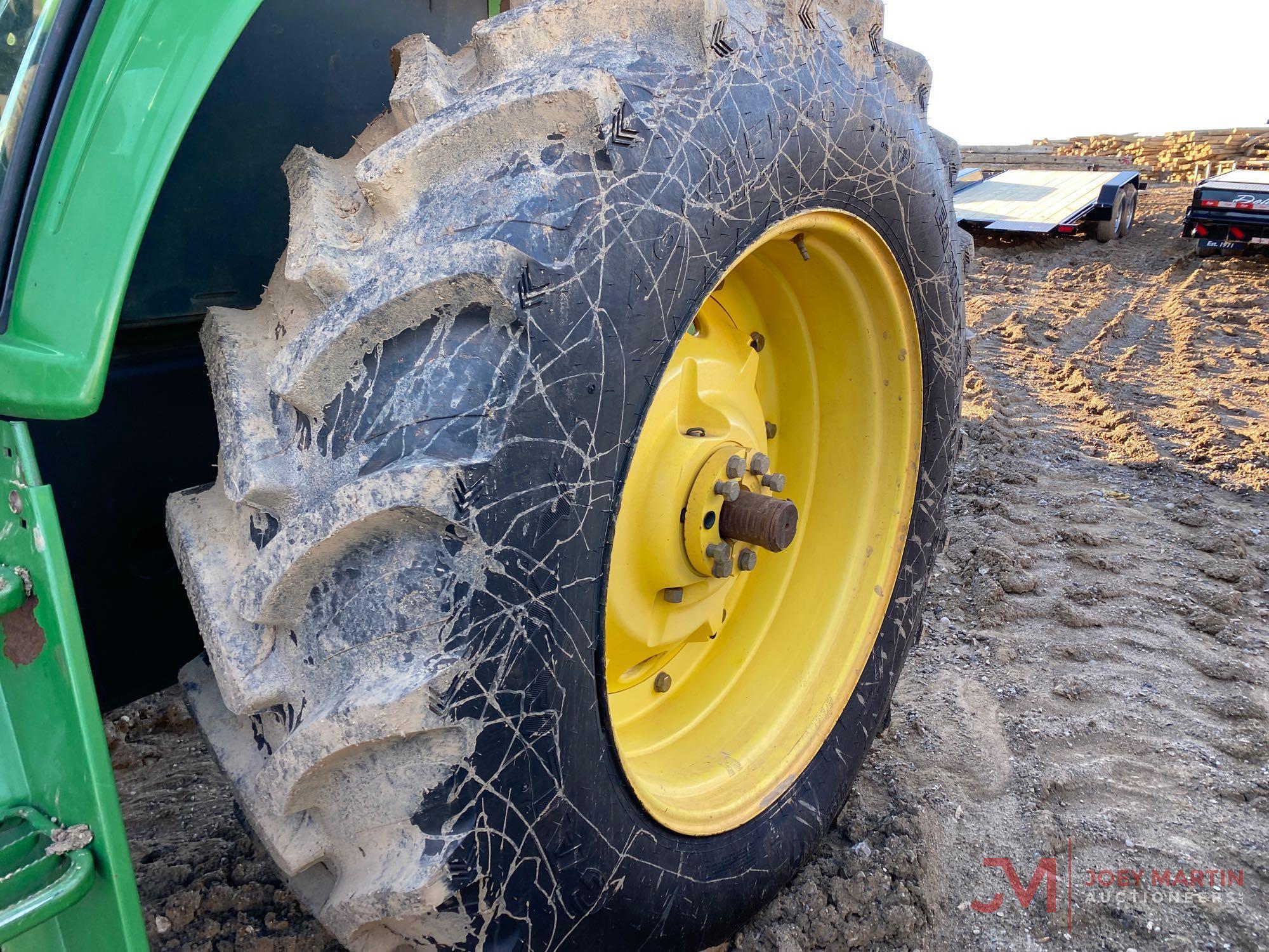 2004 JOHN DEERE 7320 TRACTOR