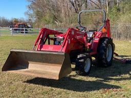 MASSEY FERGUSON 1540 UTILITY LOADER TRACTOR