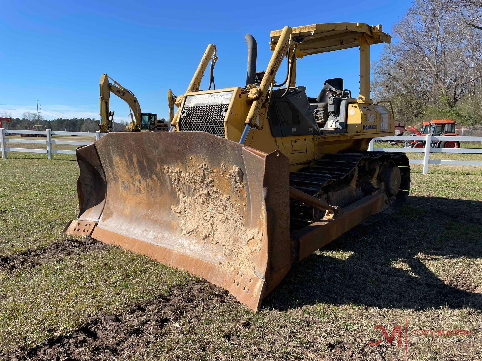 2005 KOMATSU D65EX-15 CRAWLER DOZER