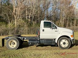 2006 FORD F650 XL SUPER DUTY CAB AND CHASSIS