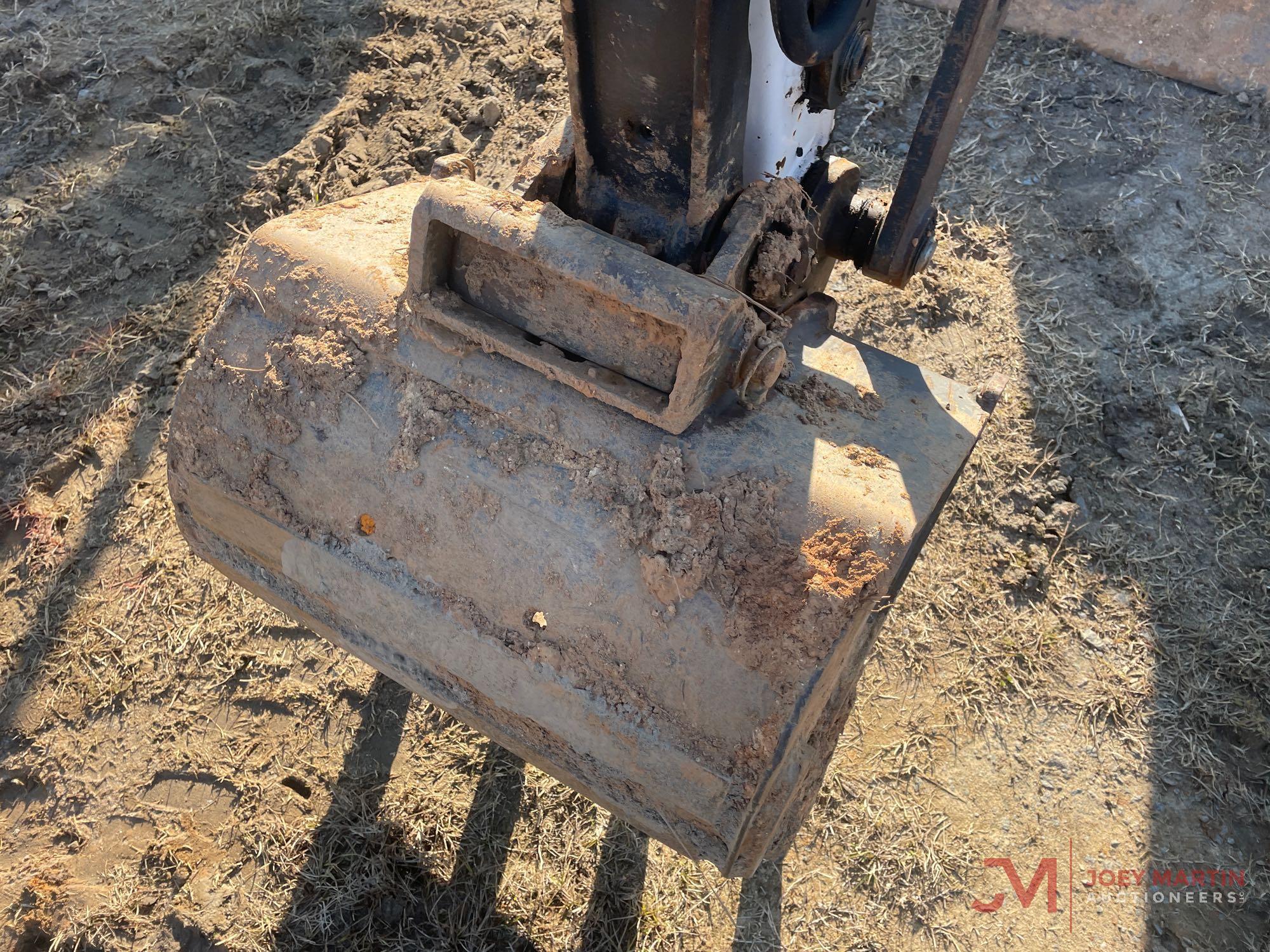 2014 BOBCAT E32 HYDRAULIC MINI EXCAVATOR