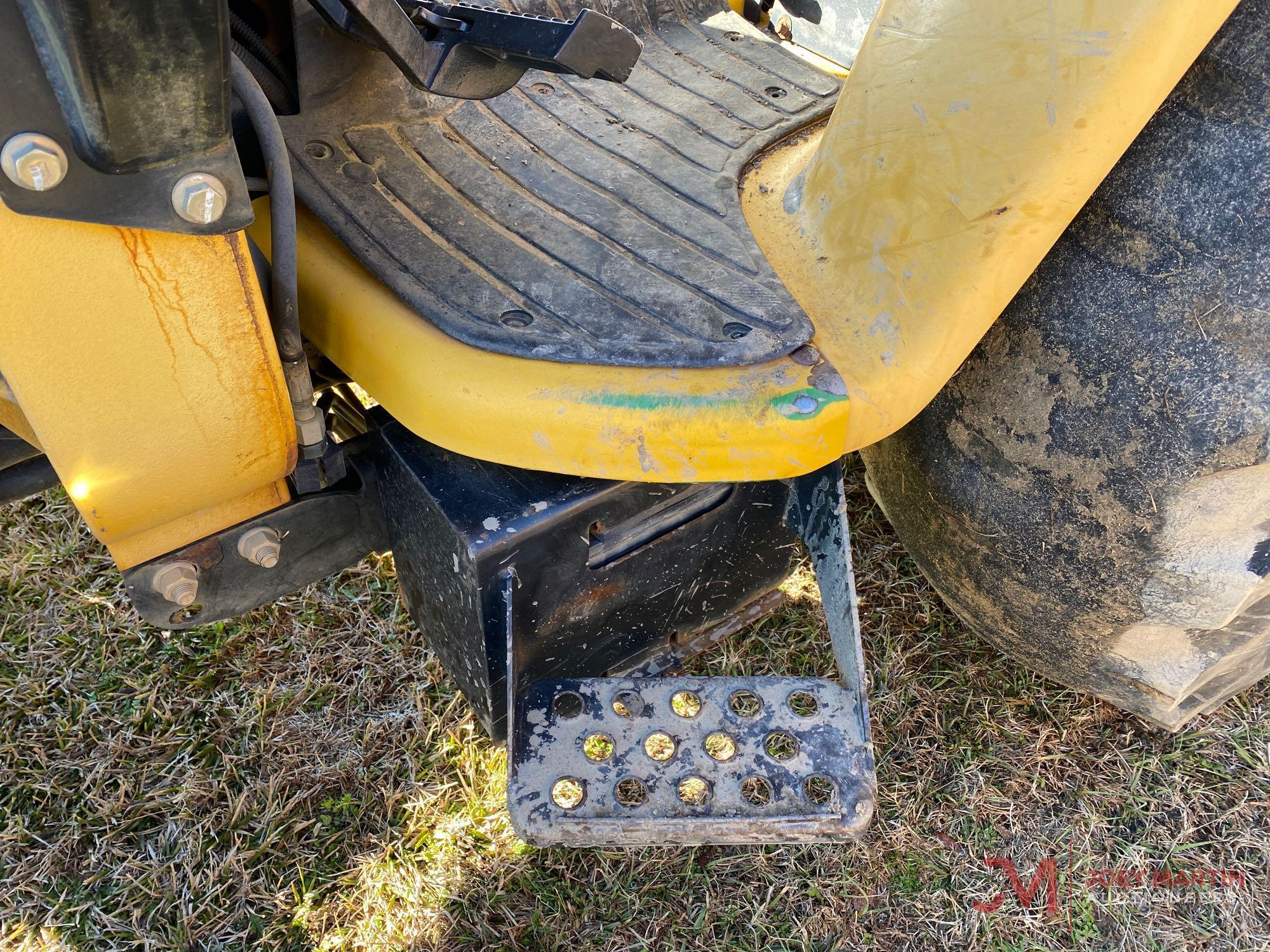 2007 DEERE 110 LOADER BACKHOE