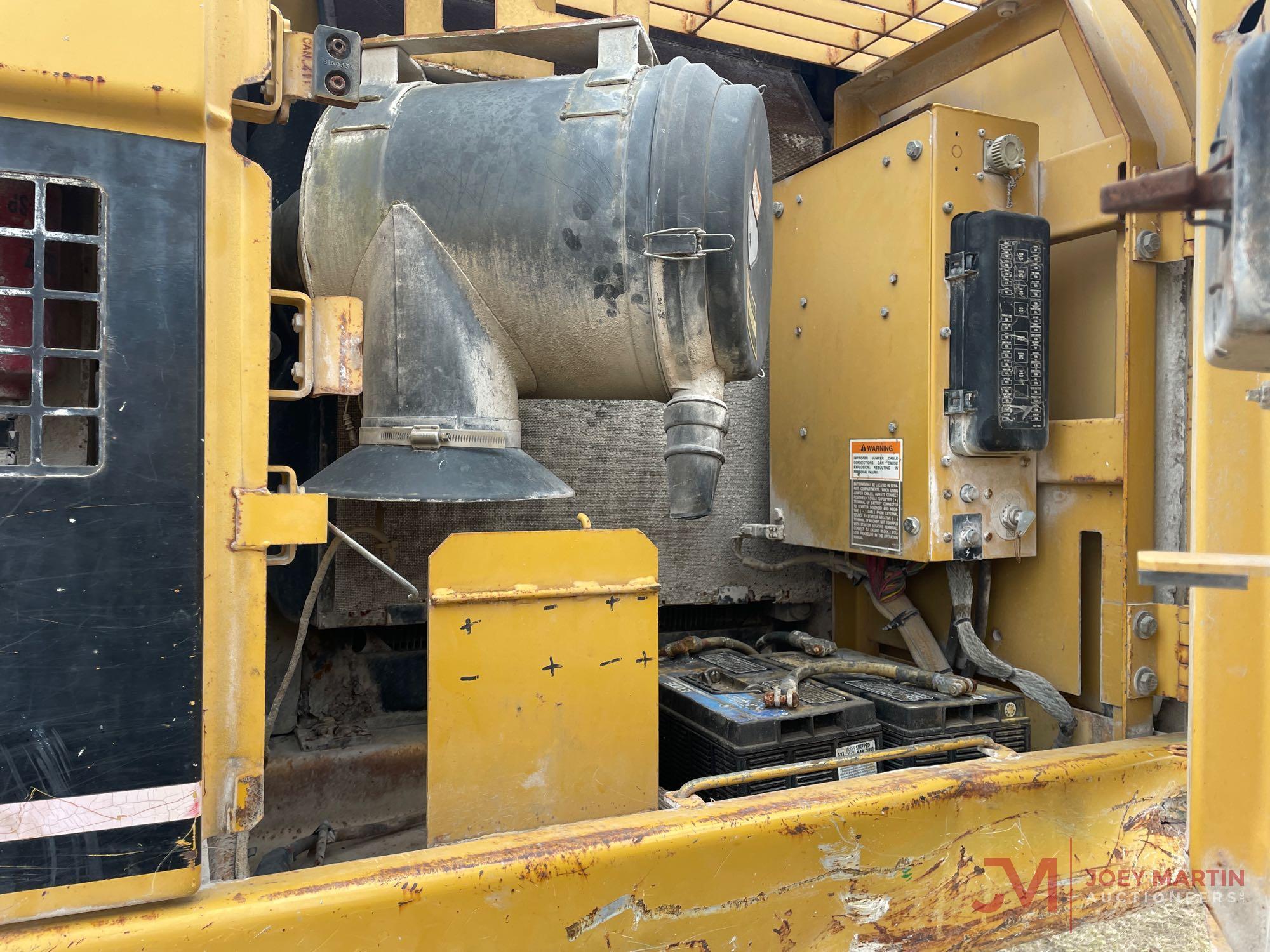 2004 CAT 322 CL HYDRAULIC EXCAVATOR