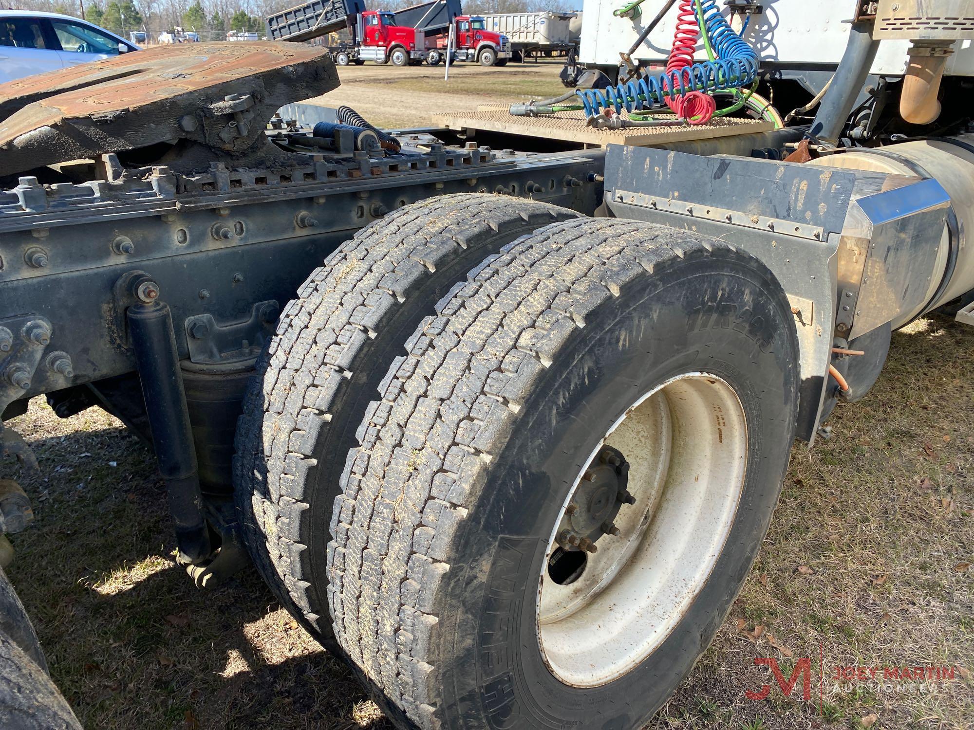 2012 CAT CT660 DAY CAB TRUCK TRACTOR