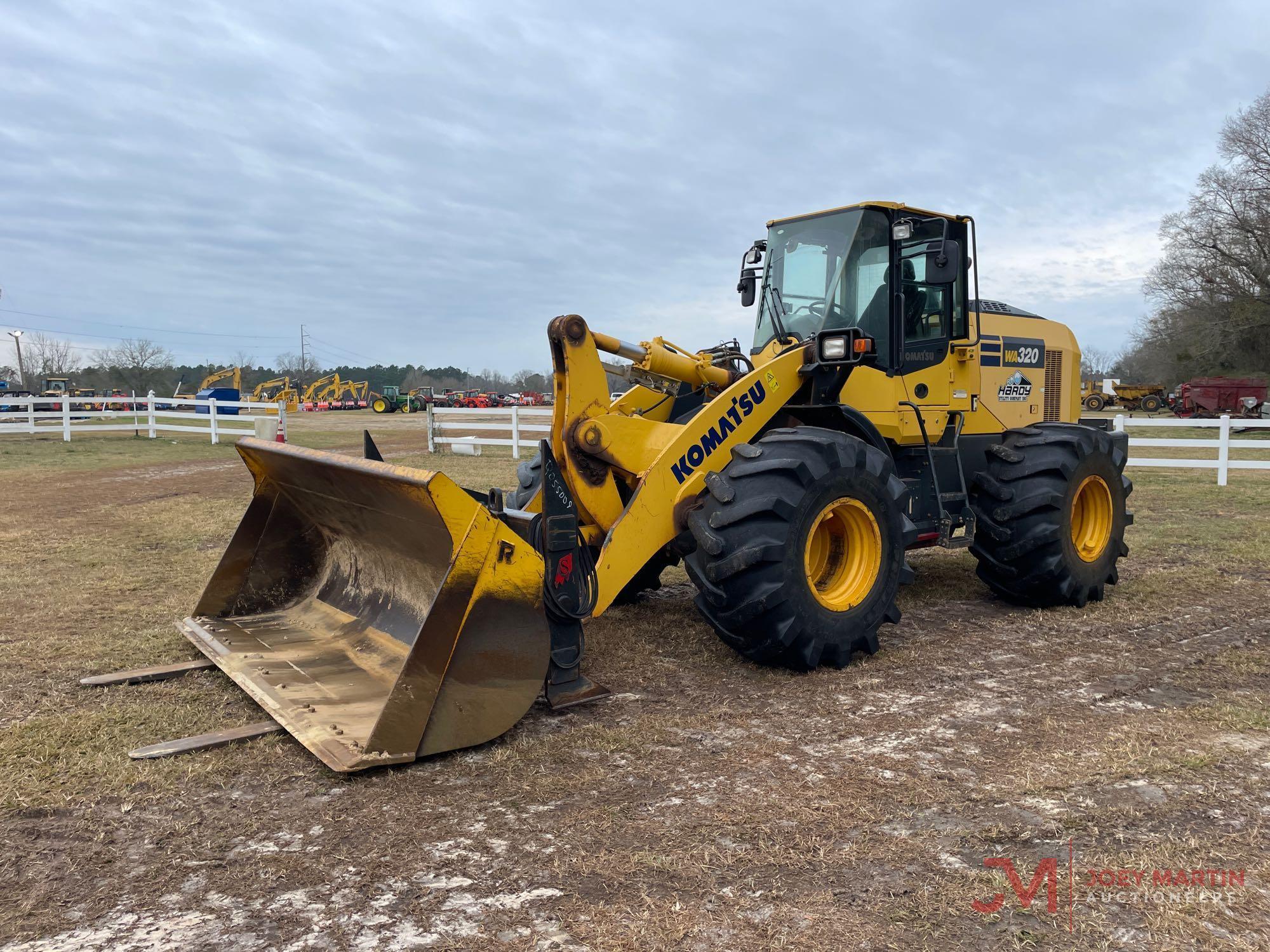 2018 KOMATSU WA320-8 RUBBER TIRE LOADER