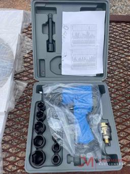 (1) NEW 1/2" DRIVER AIR IMPACT WRENCH KIT