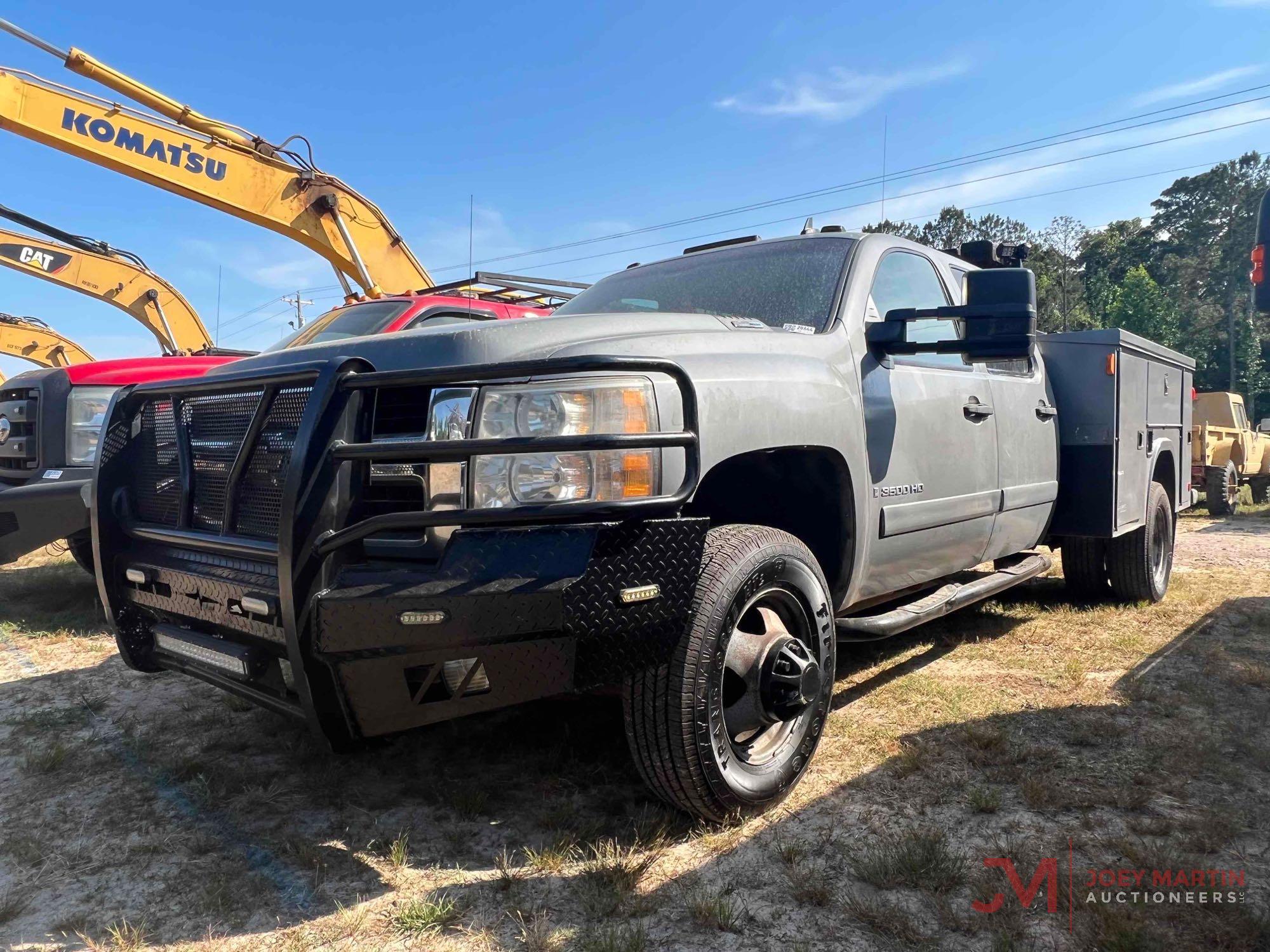 2008 CHEVROLET 3500 HD SERVICE TRUCK