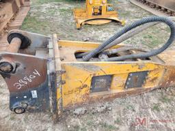 INDECO HYDRAULIC HAMMER EXCAVATOR ATTACHMENT