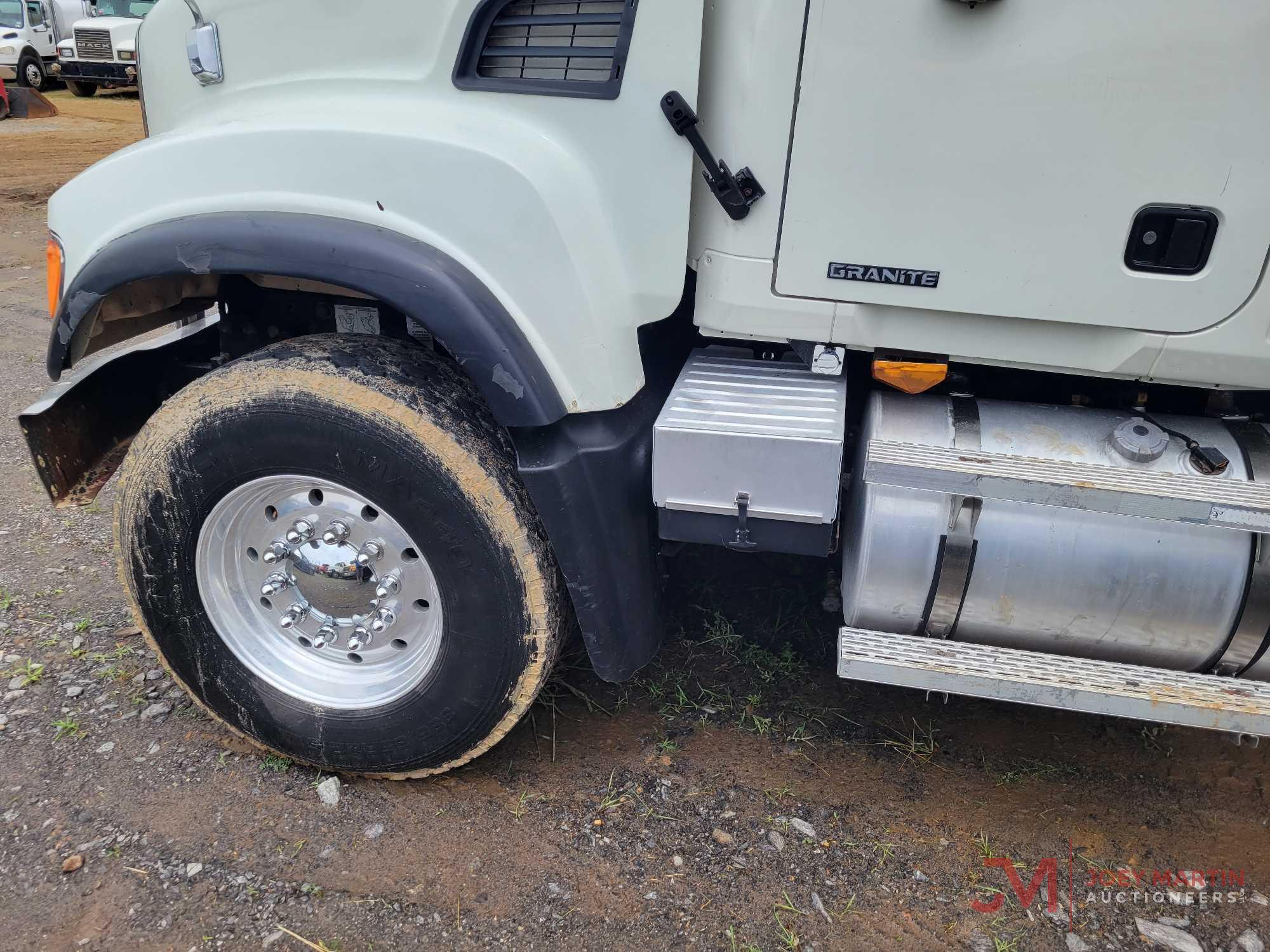 2005 MACK CV713 GRANTIE TANDEM DUMP TRUCK