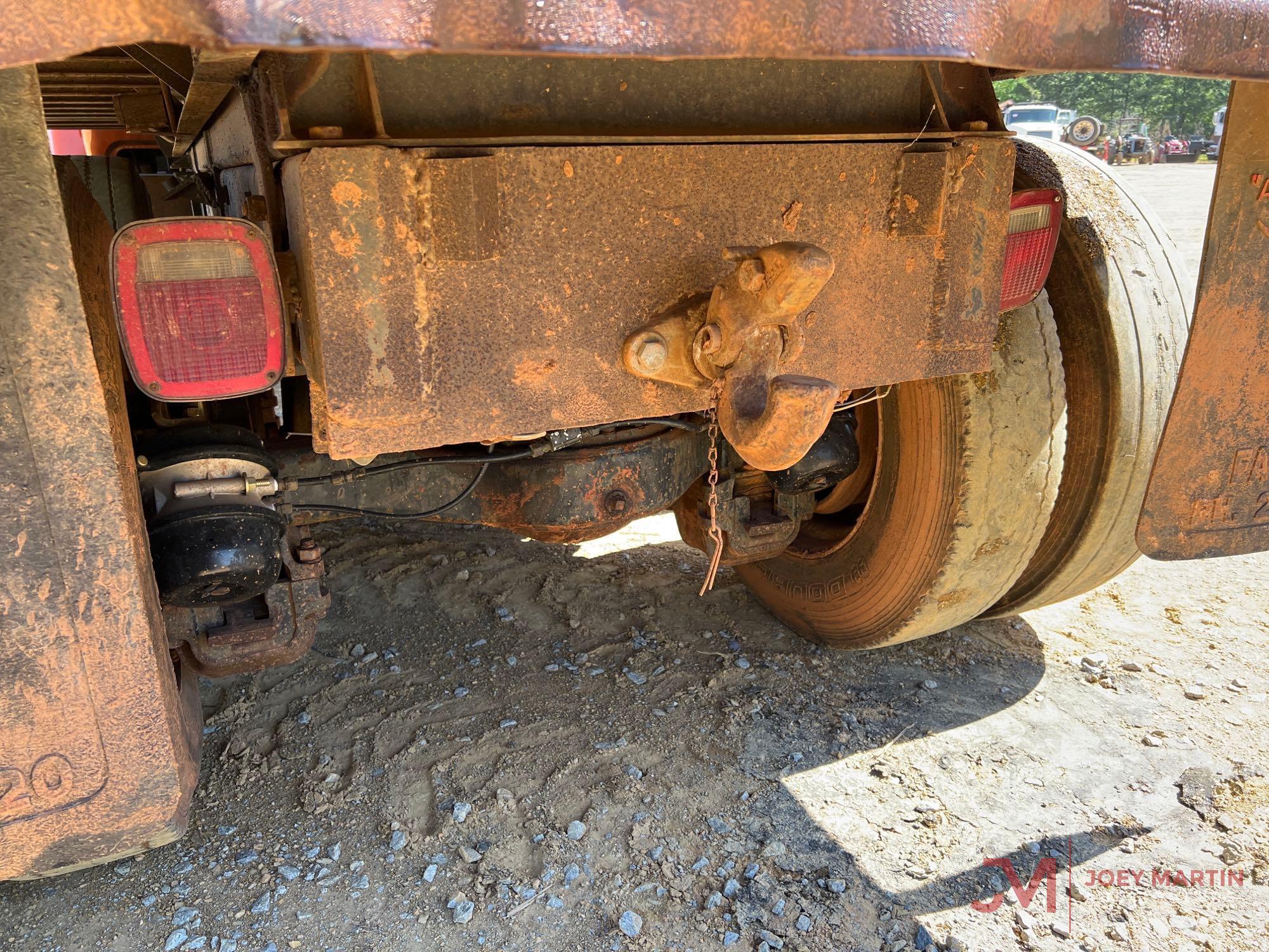 1981 MACK R686ST TANDEM DUMP TRUCK