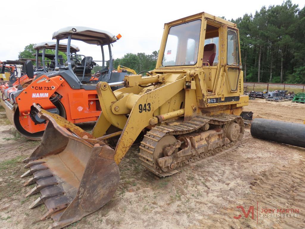 1981 CAT 943 CRAWLER LOADER