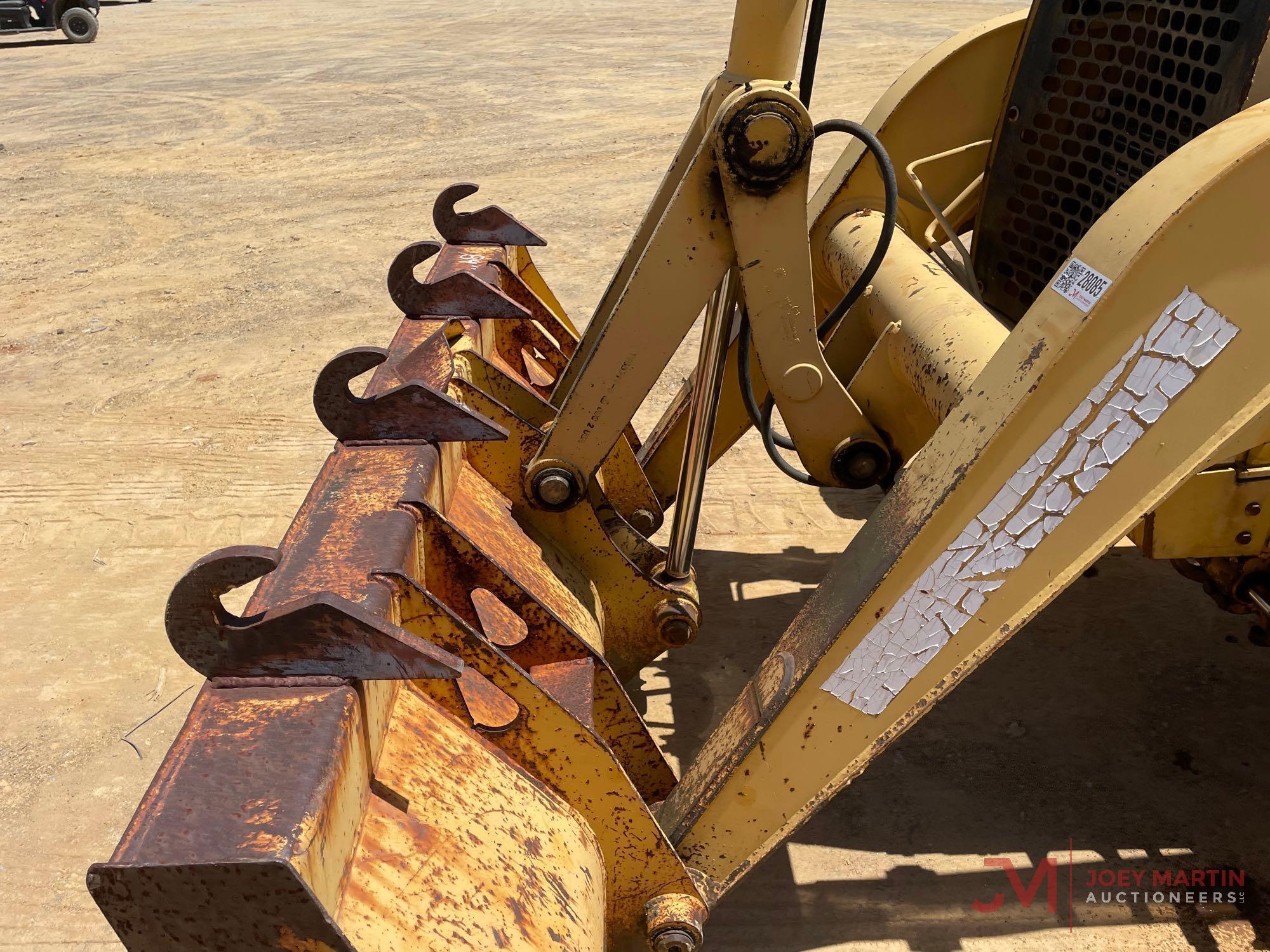 2000 JOHN DEERE 310E LOADER BACKHOE