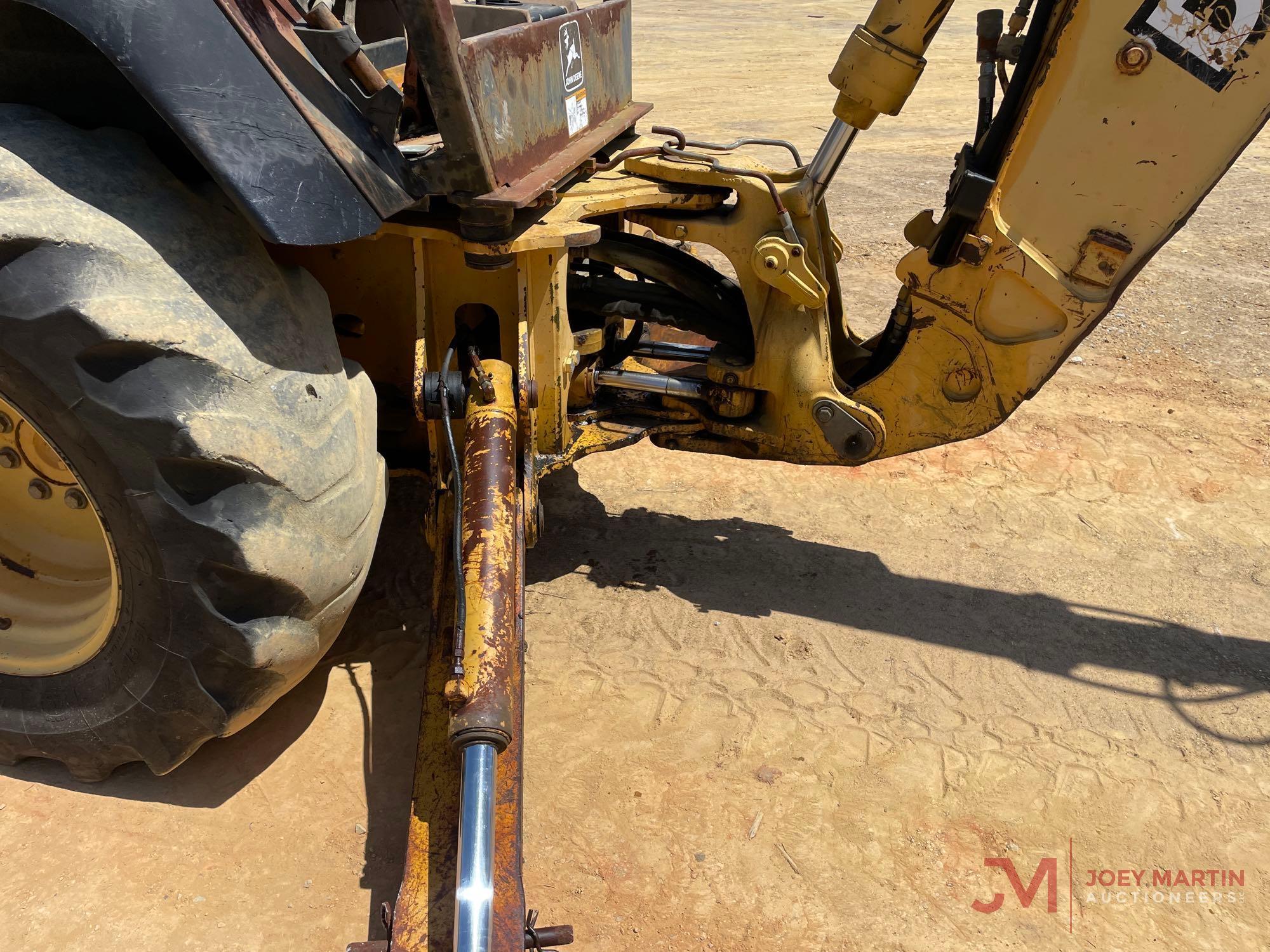 2000 JOHN DEERE 310E LOADER BACKHOE