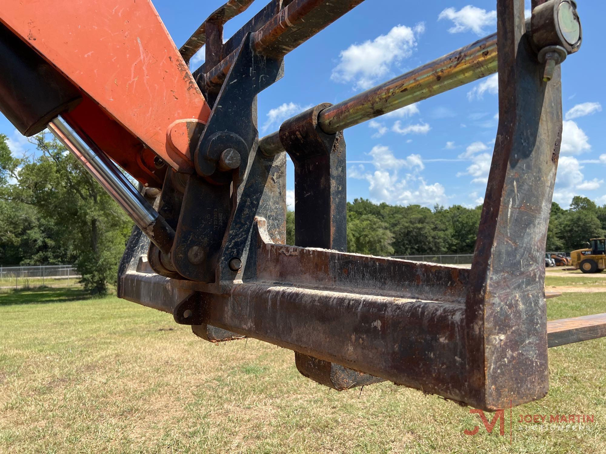 2014 JLG SKYTRAK 8042 TELEHANDLER