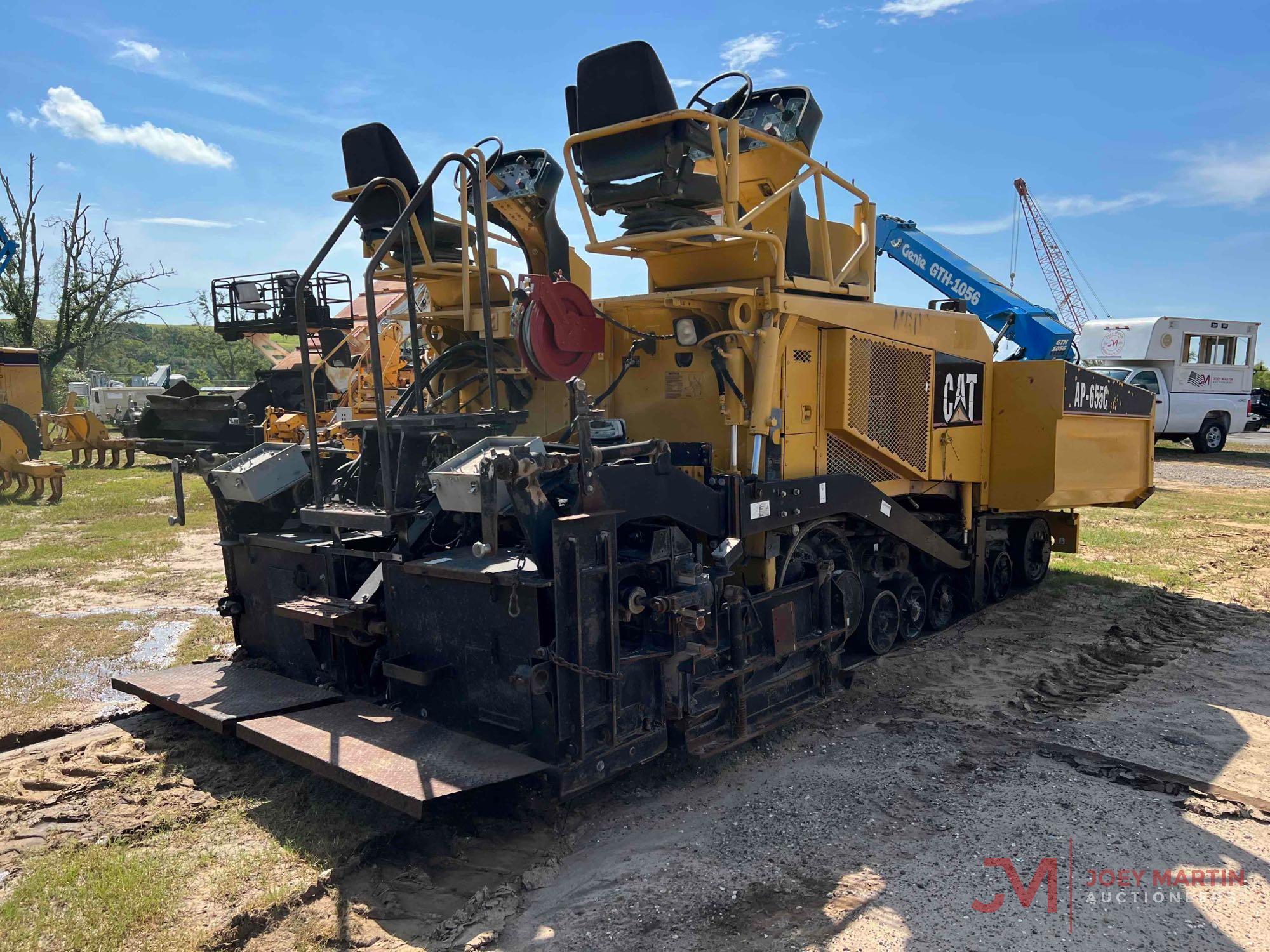 2005 CAT AP-655C TRACK PAVER