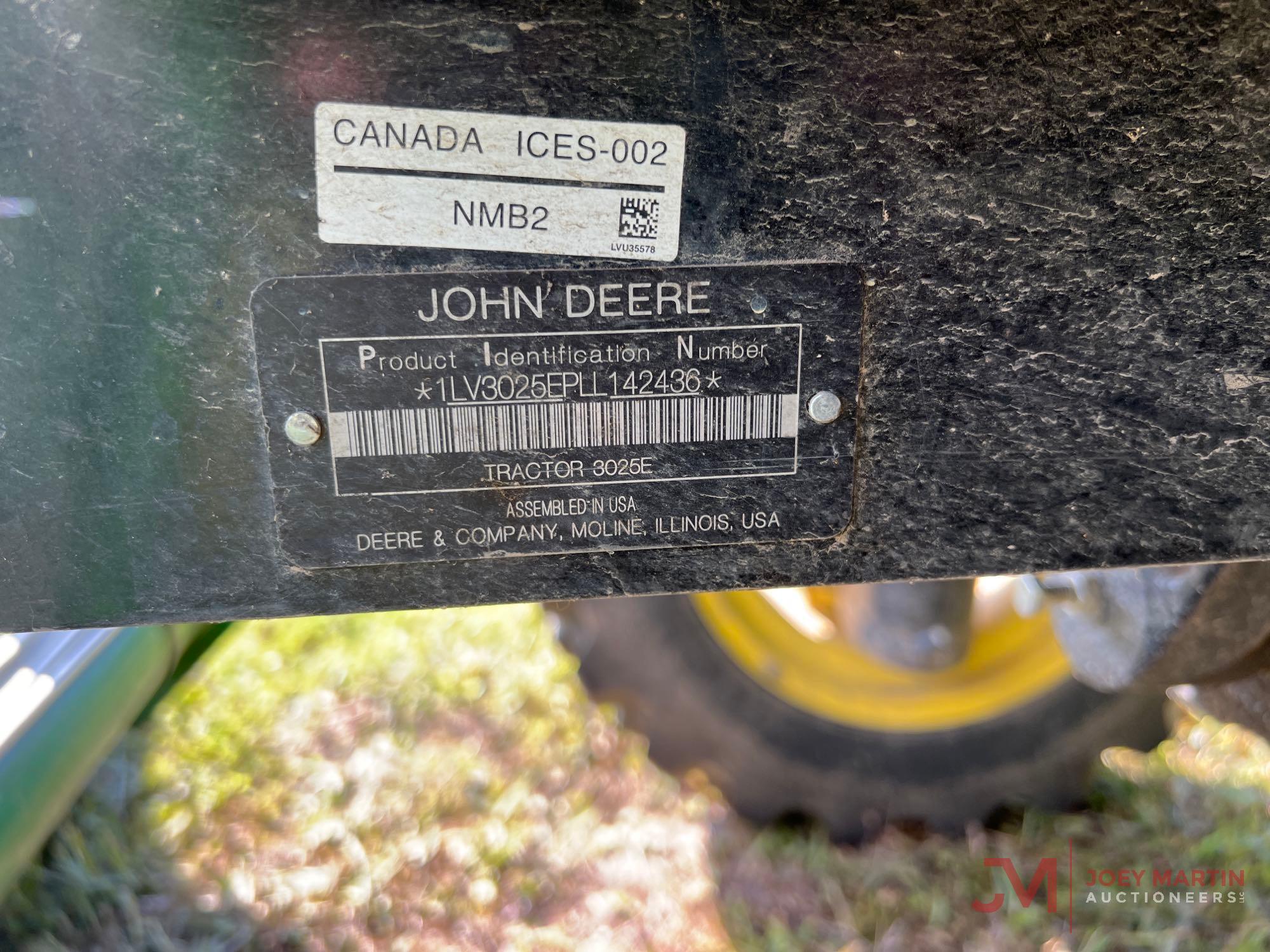 JOHN DEERE 3025E TRACTOR