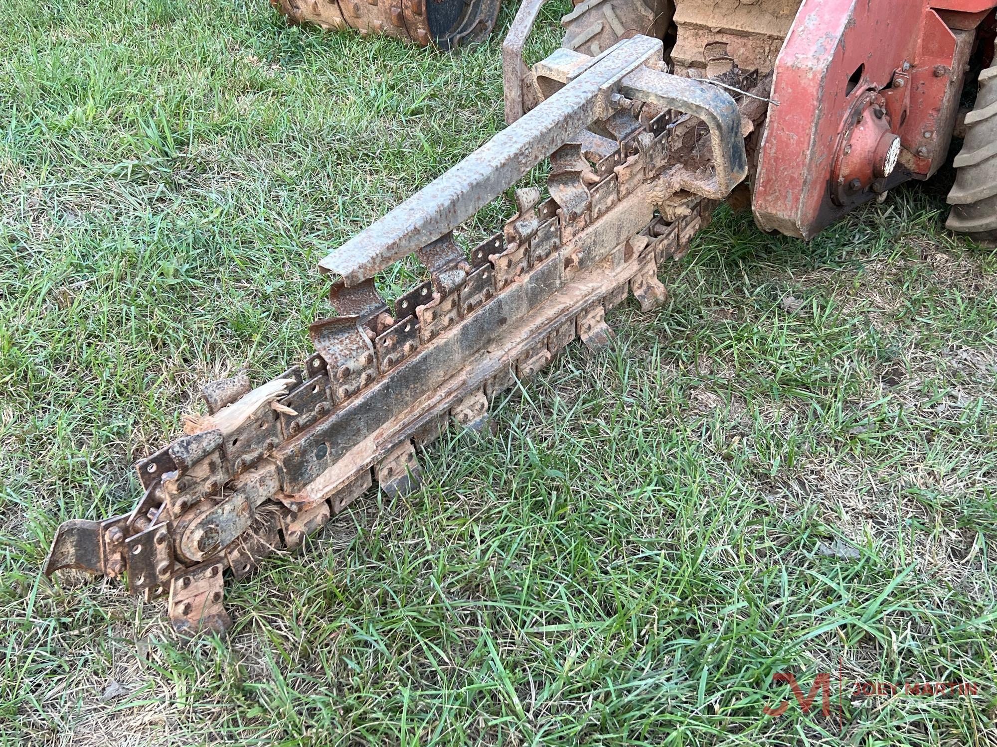 DITCH WITCH 3610 TRENCHER