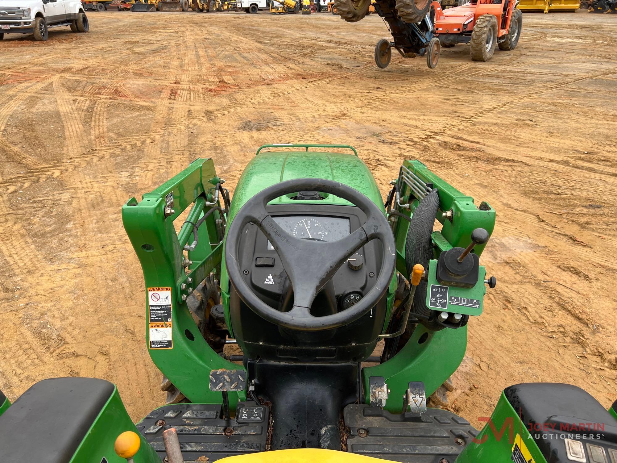 JOHN DEERE 3038E TRACTOR