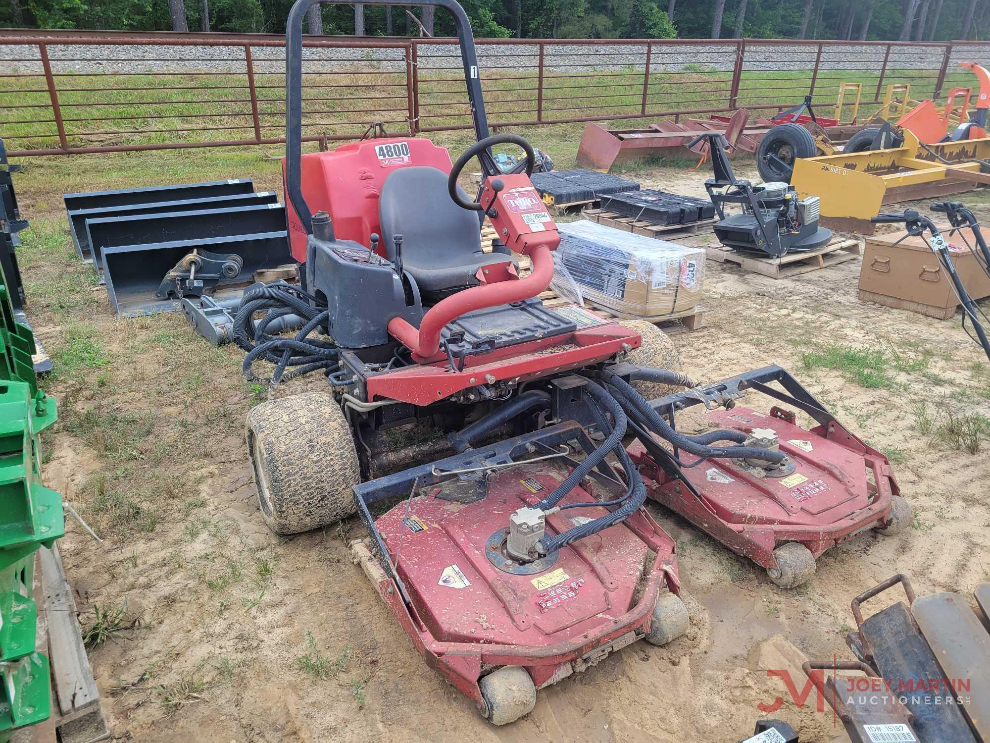 TORO GROUNDSMASTER 3500D MOWER