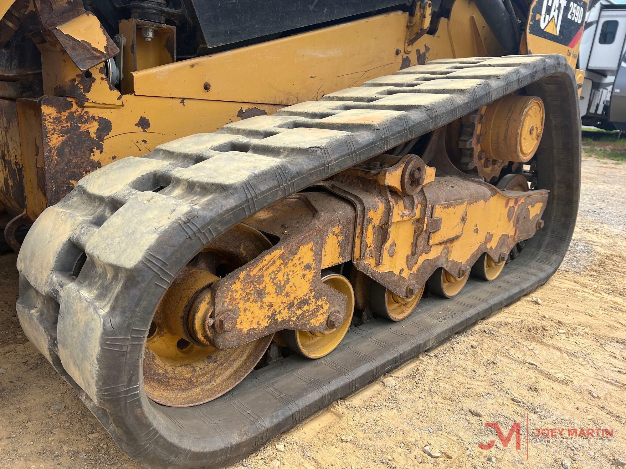 2014 CAT 259D MULTI TERRAIN LOADER