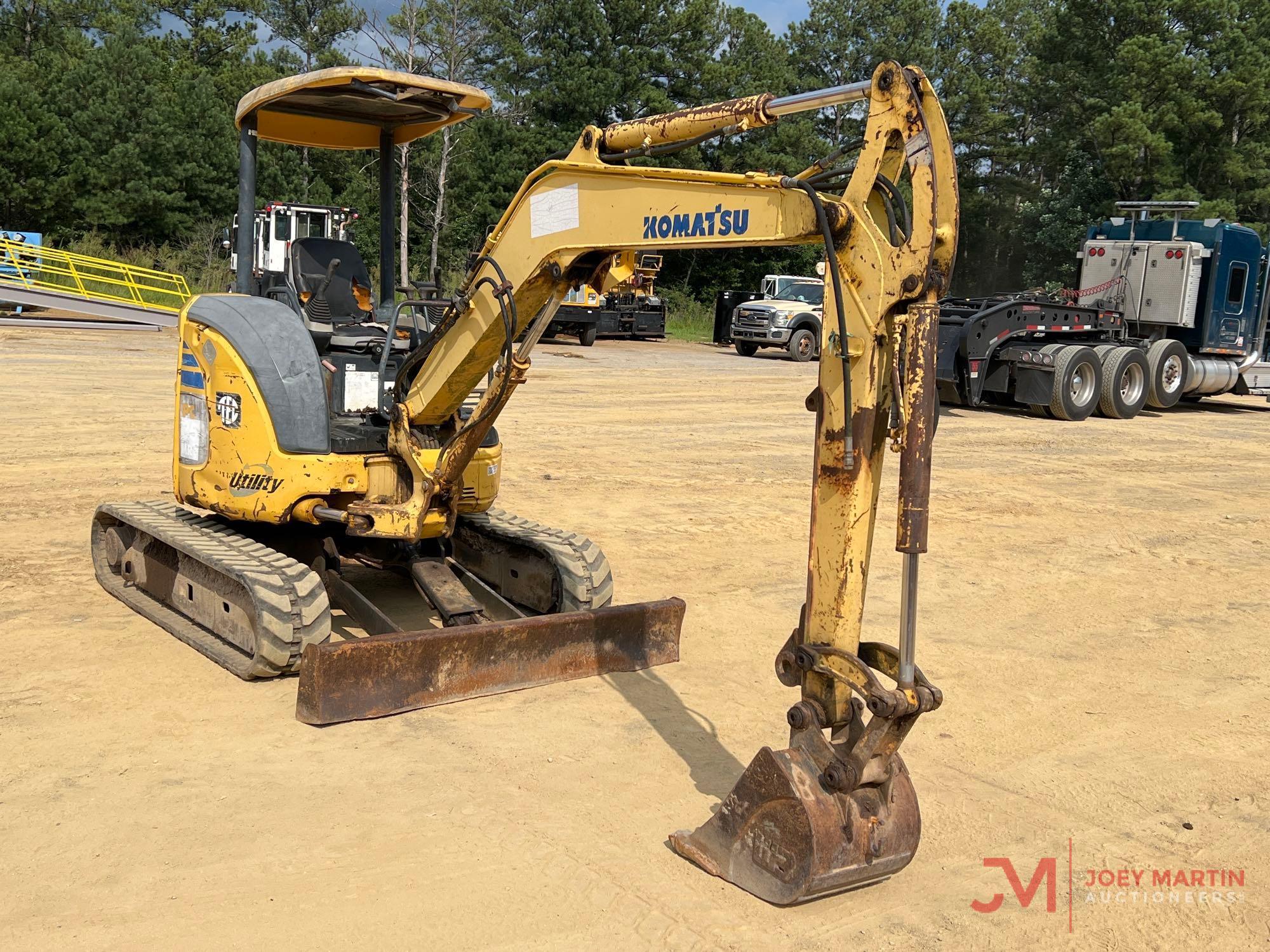 2006 KOMATSU PC35MR-2 MINI EXCAVATOR