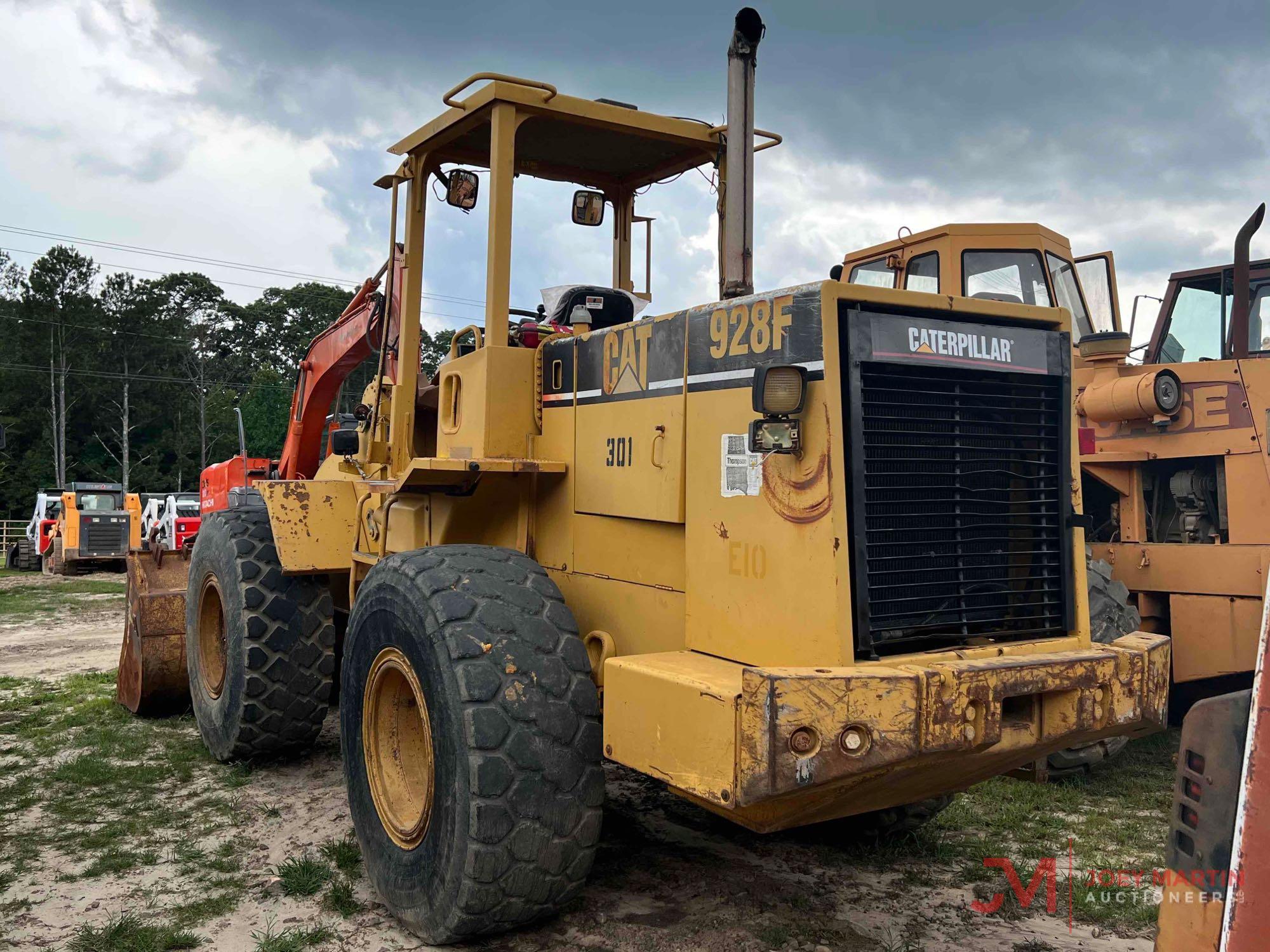 CAT 928F RUBBER TIRE LOADER