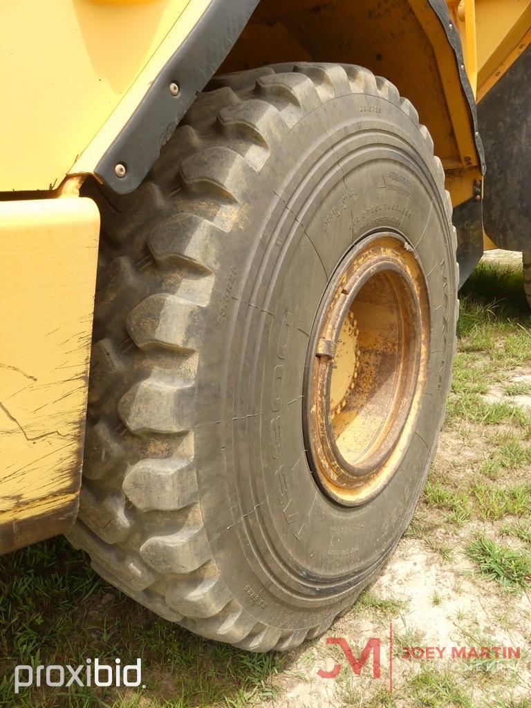 2005 VOLVO A25D OFF ROAD DUMP TRUCK