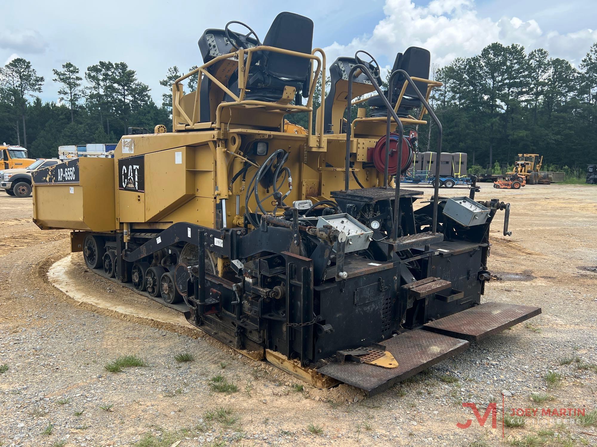 2005 CAT AP-655C TRACK PAVER