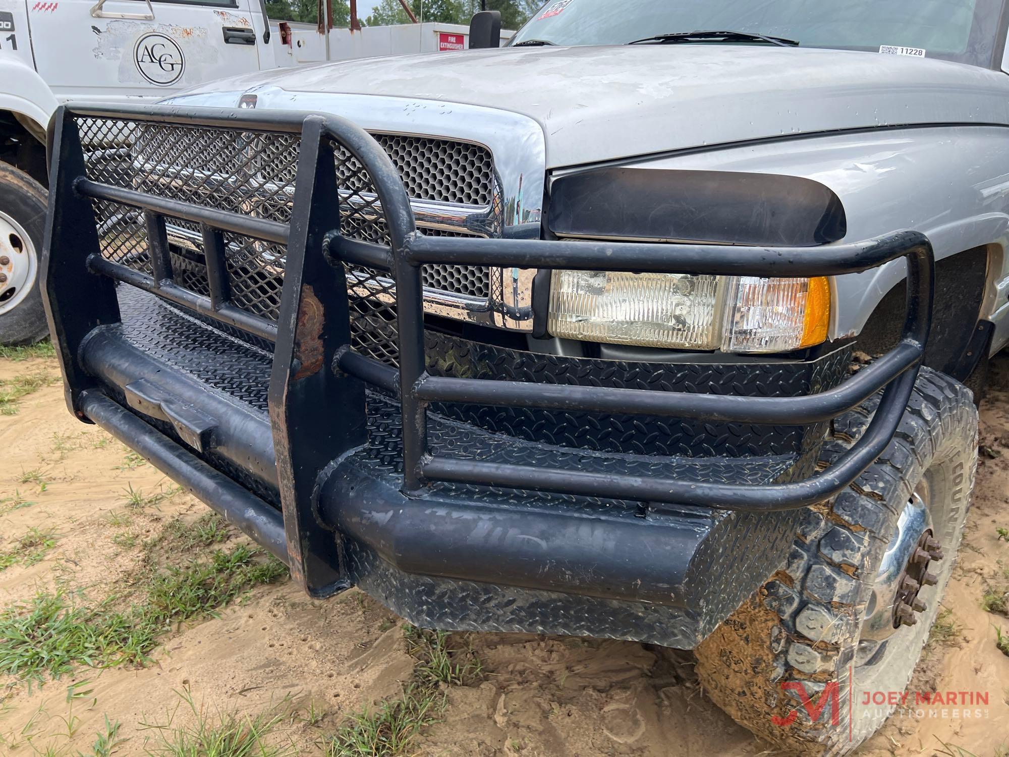 2001 DODGE RAM 3500 LARAMIE SLT...FLATBED TRUCK