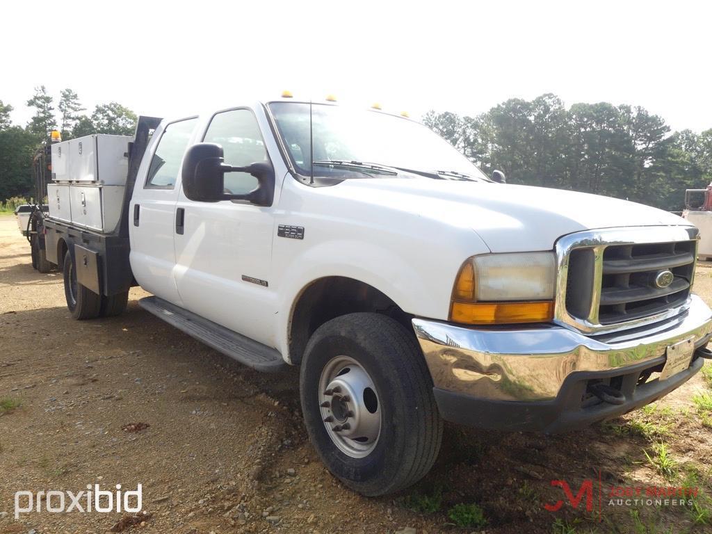 2000 FORD F350 4X4 FLAT BED TRUCK