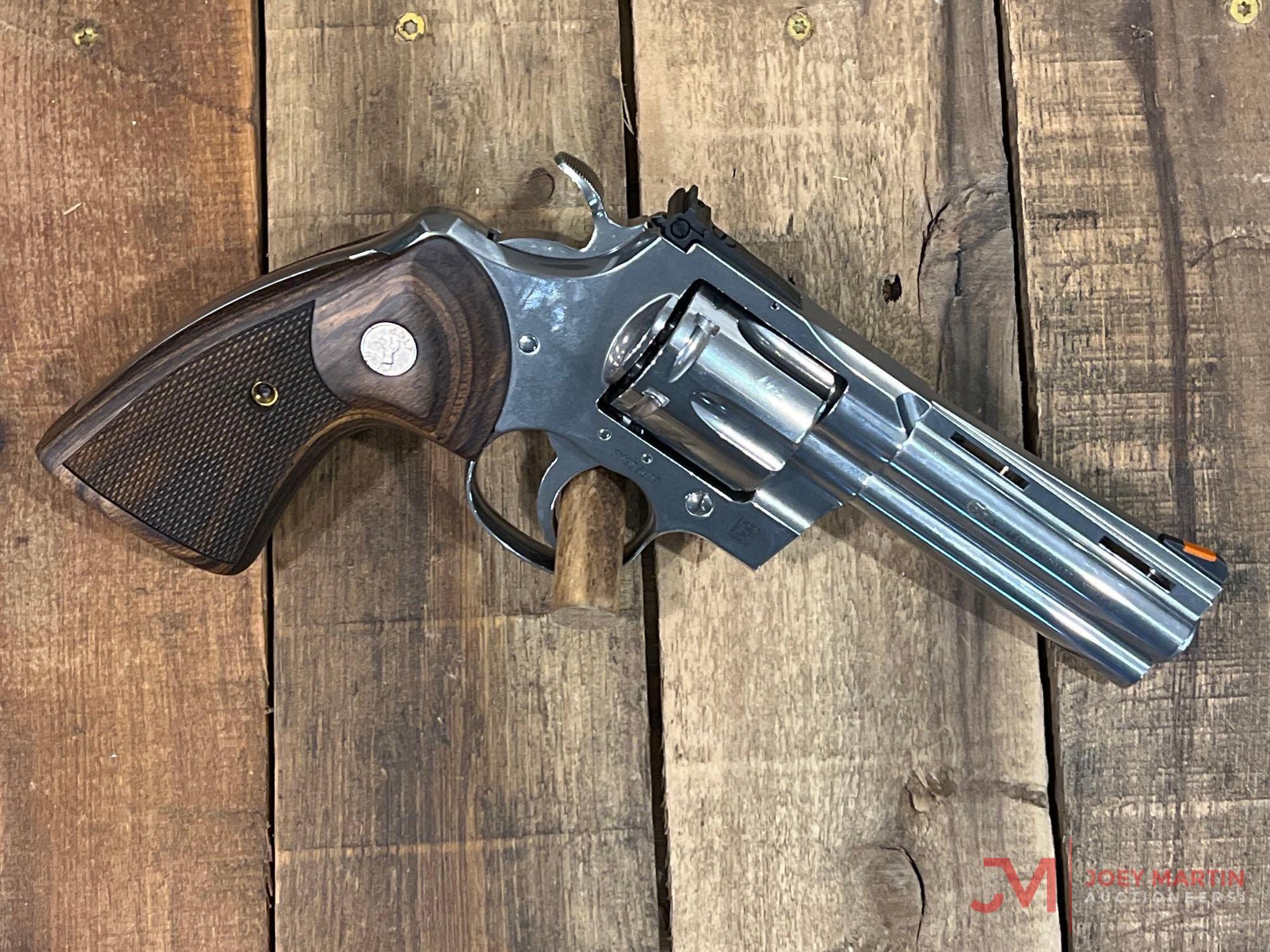 COLT PYTHON 357 REVOLVER