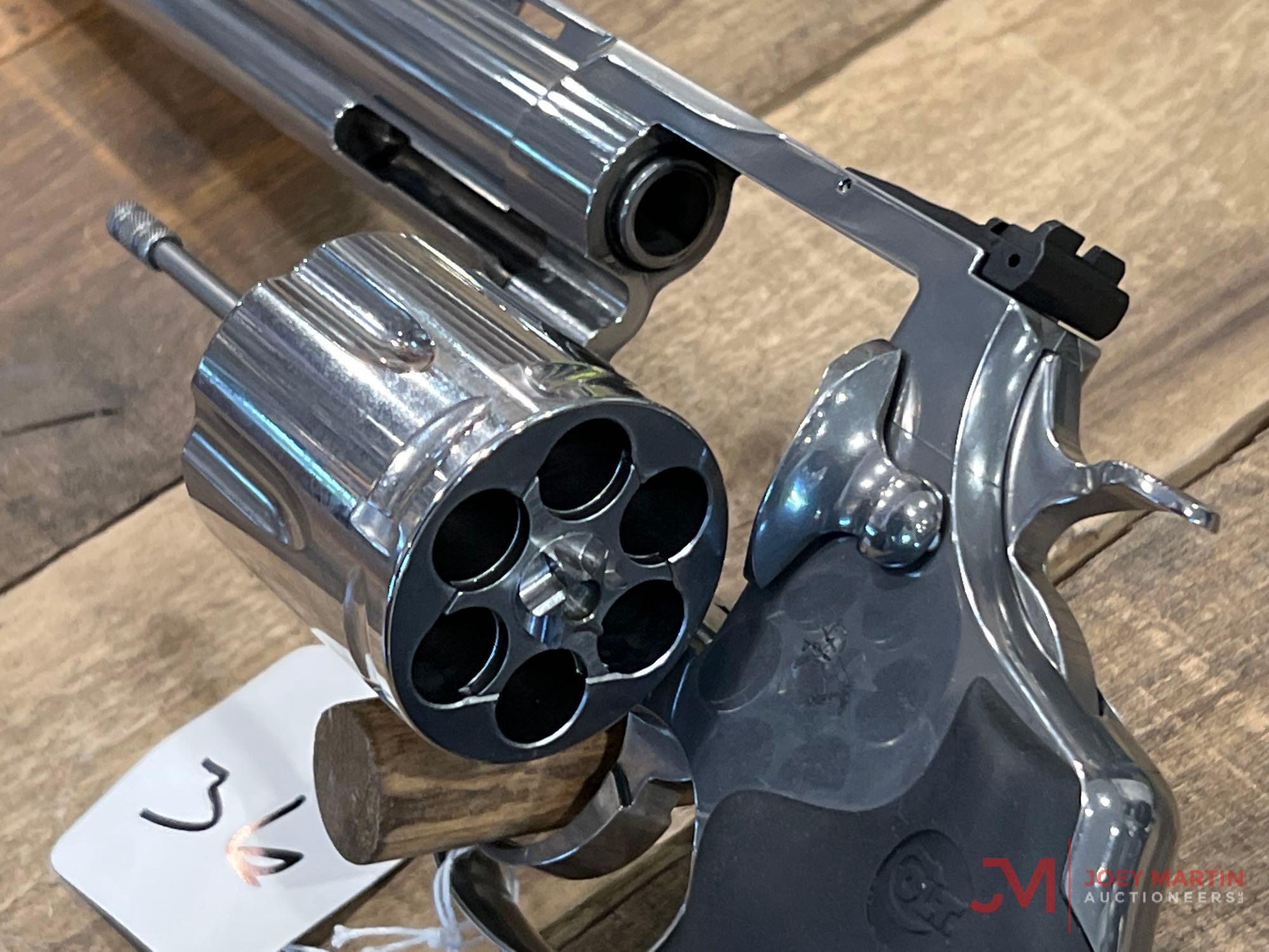 COLT ANACONDA 44 MAGNUM REVOLVER