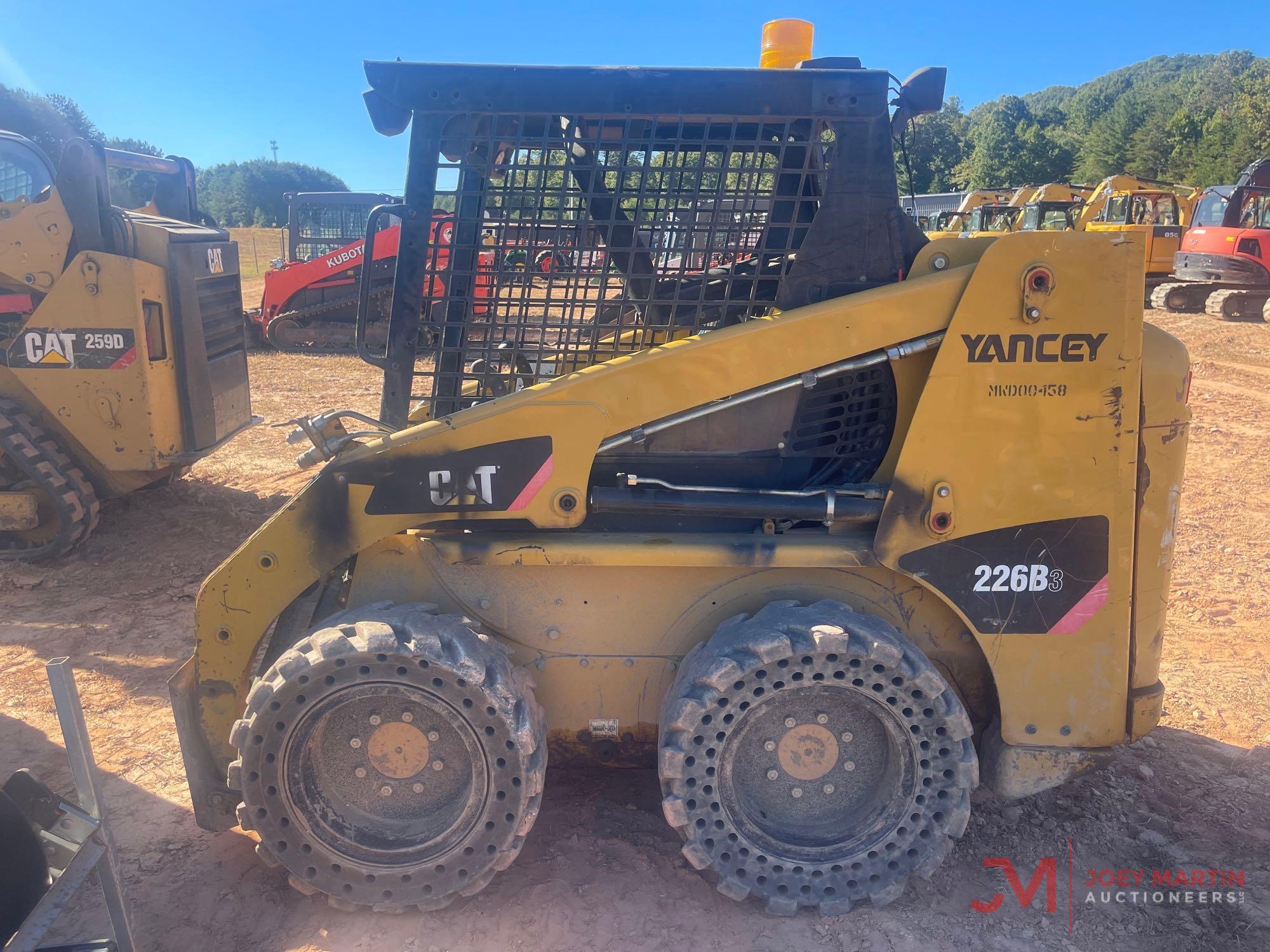 2010 CAT 226B3 SKID STEER LOADER