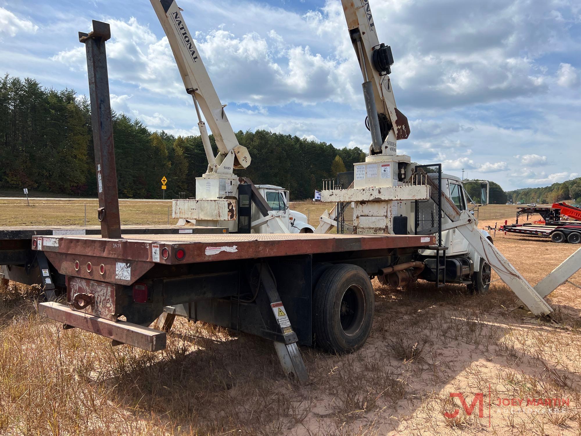 1995 INTERNATIONAL 4700 BOOM TRUCK