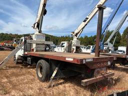 1995 INTERNATIONAL 4700 BOOM TRUCK