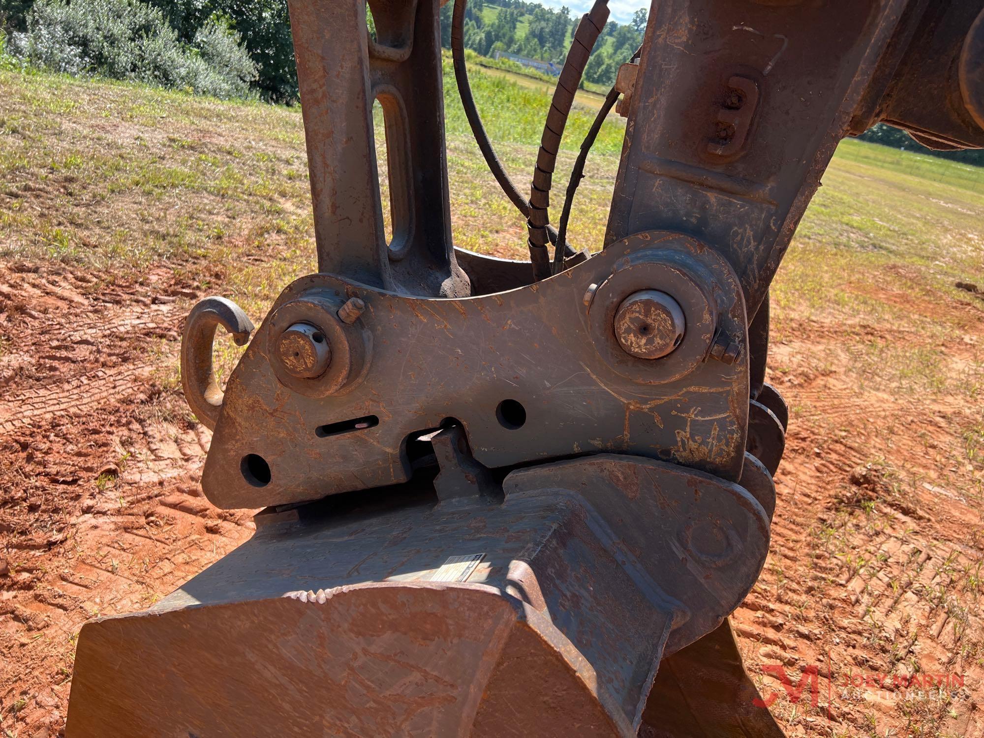 2012 VOLVO EC220DL HYDRAULIC EXCAVATOR