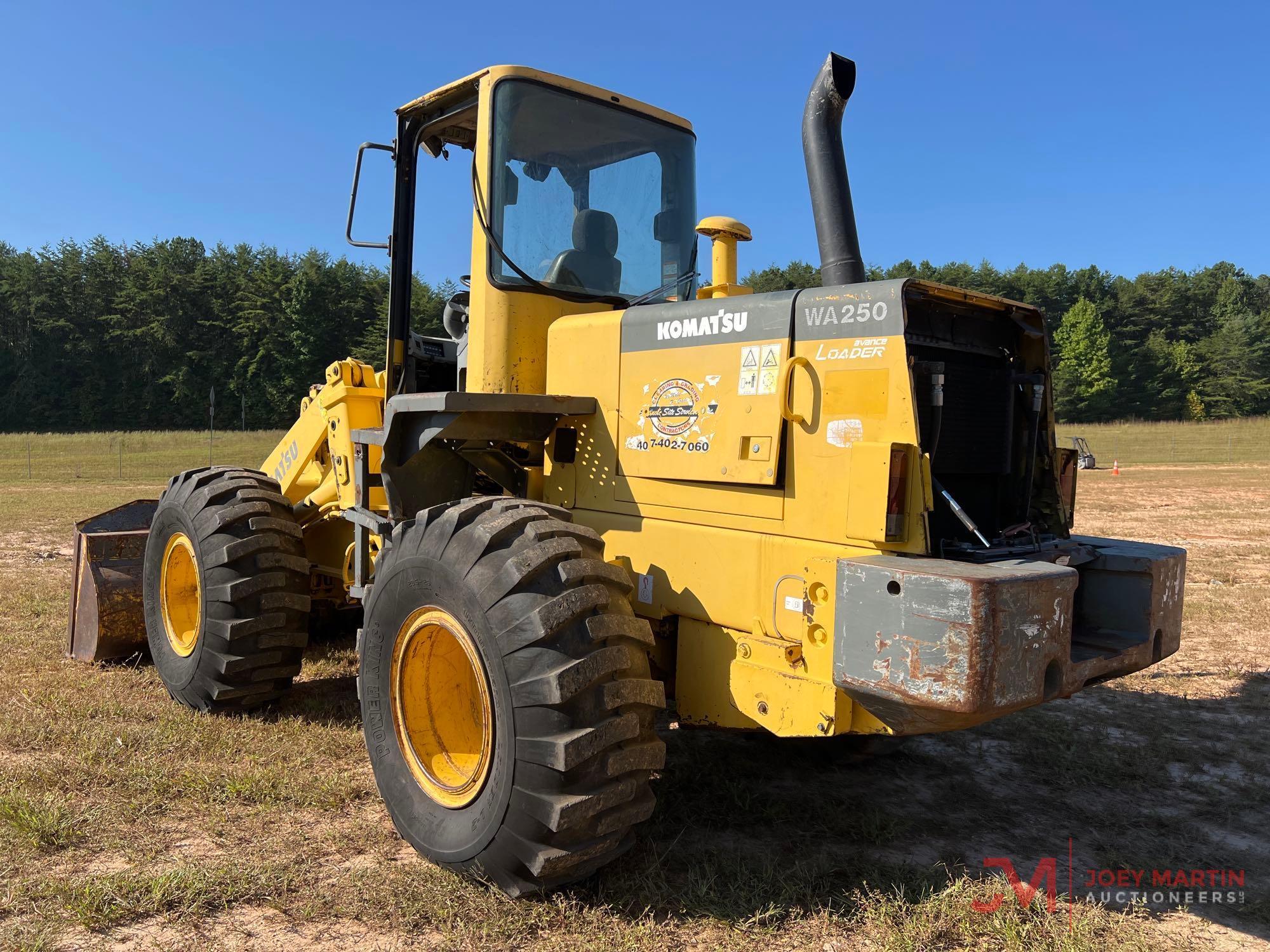 1999 KOMATSU WA250-3 RUBBER TIRE LOADER